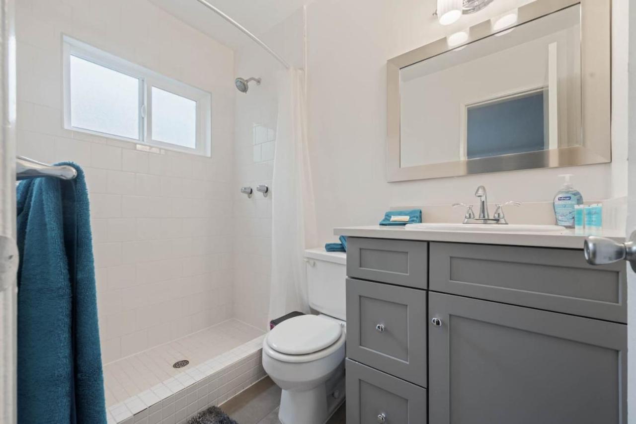 Sawtelle Serenity- Modern Comfort Los Angeles