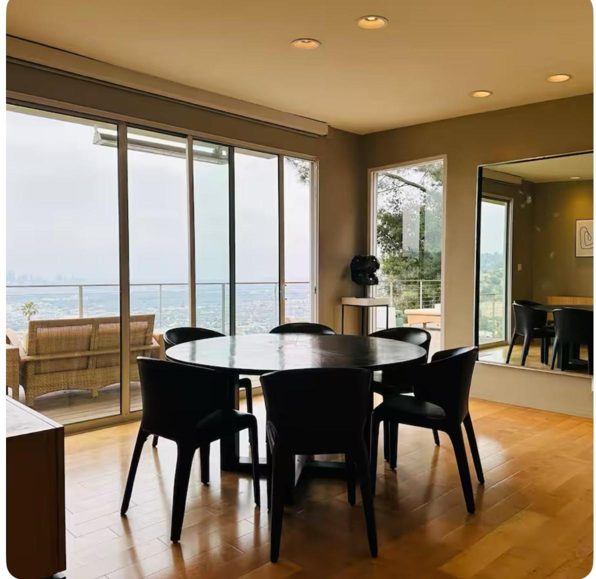 Villa Secluded Luxury Hollywood Hills Retreat