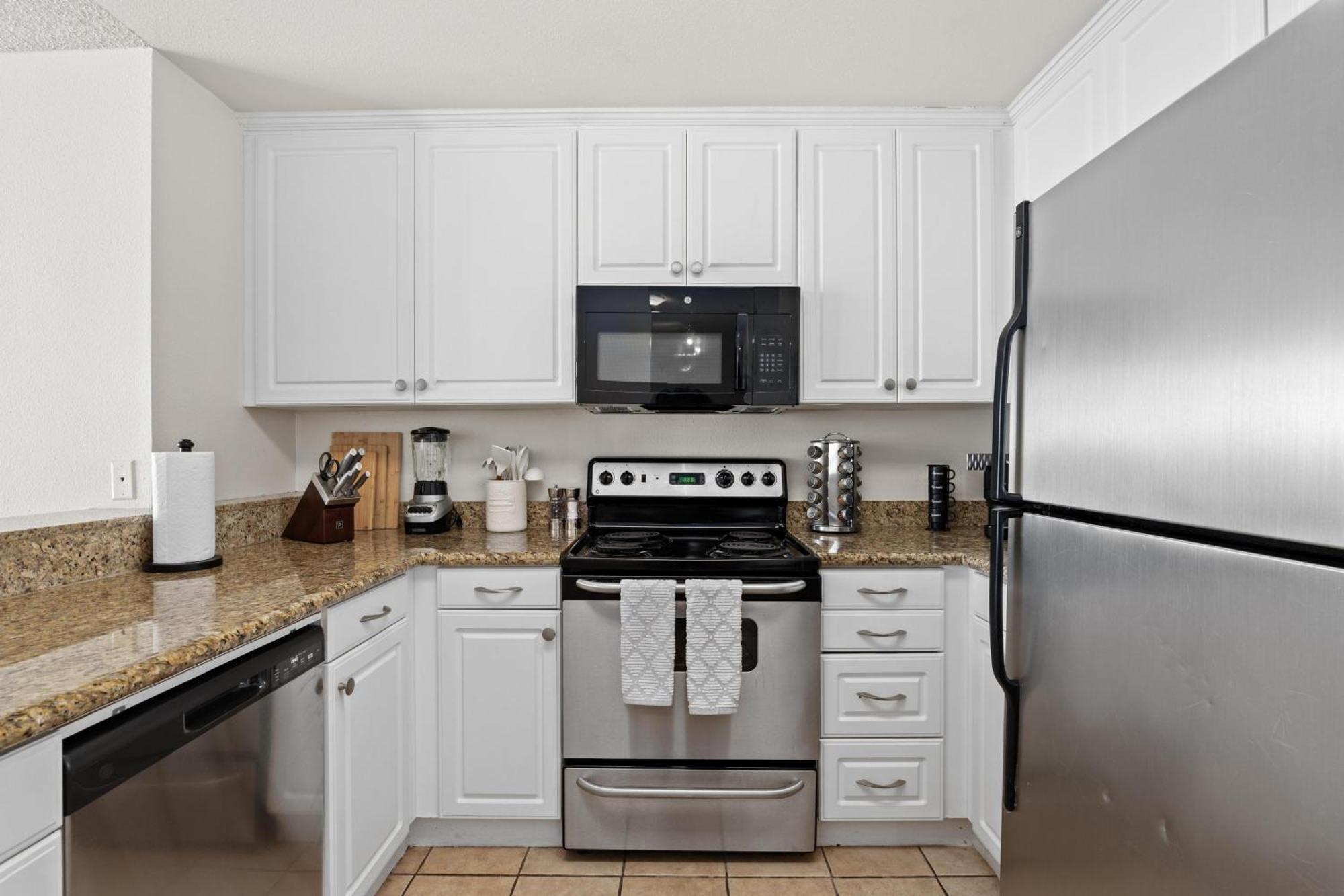 Oceanfront Oasis Serene 1bd Retreat In Mdr Venice Apartment