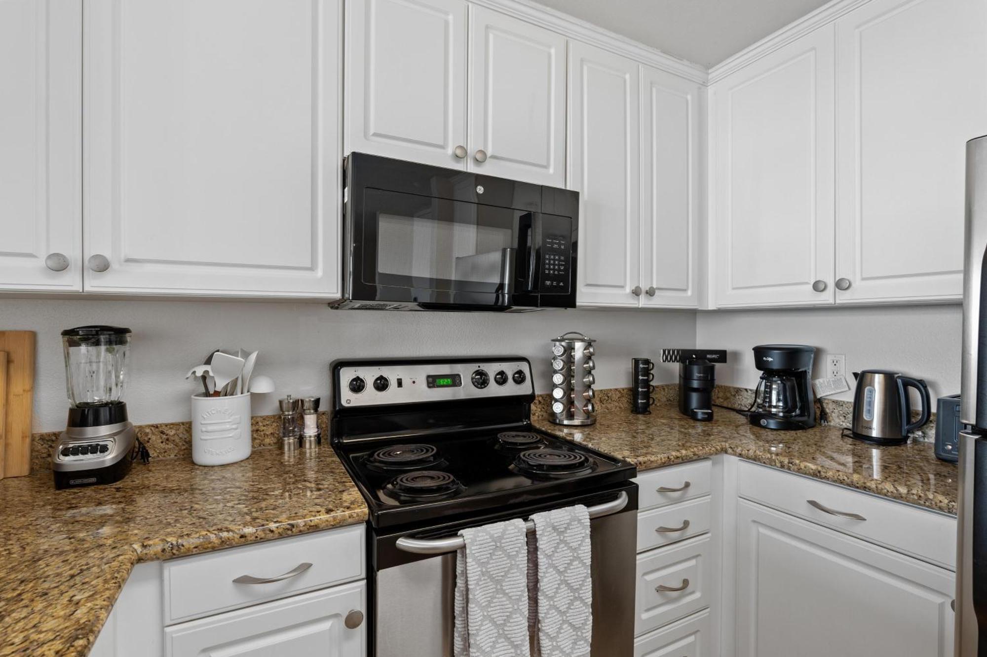 Oceanfront Oasis Serene 1bd Retreat In Mdr Venice Apartment