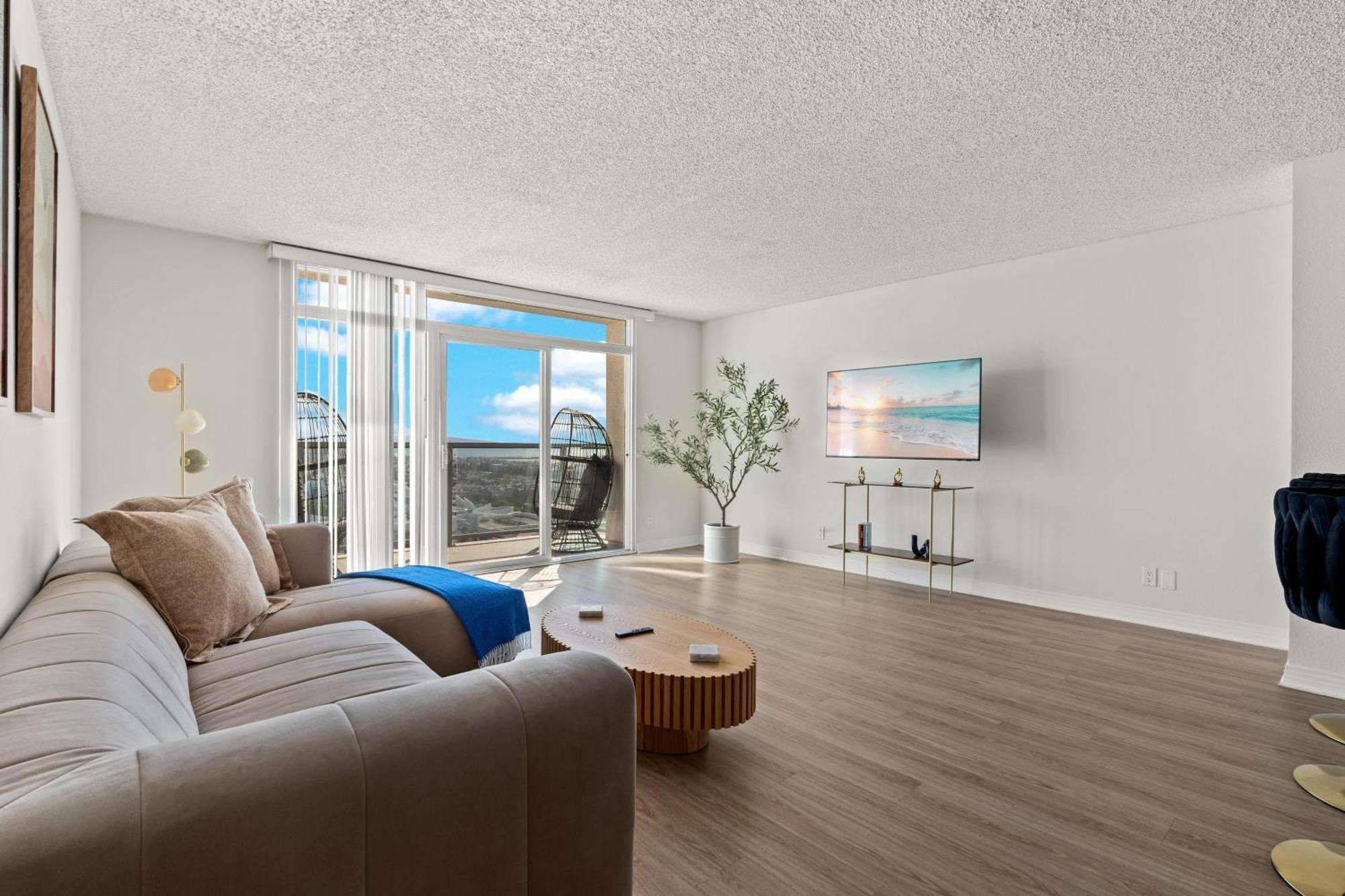 Oceanfront Oasis Serene 1bd Retreat In Mdr Venice Apartment