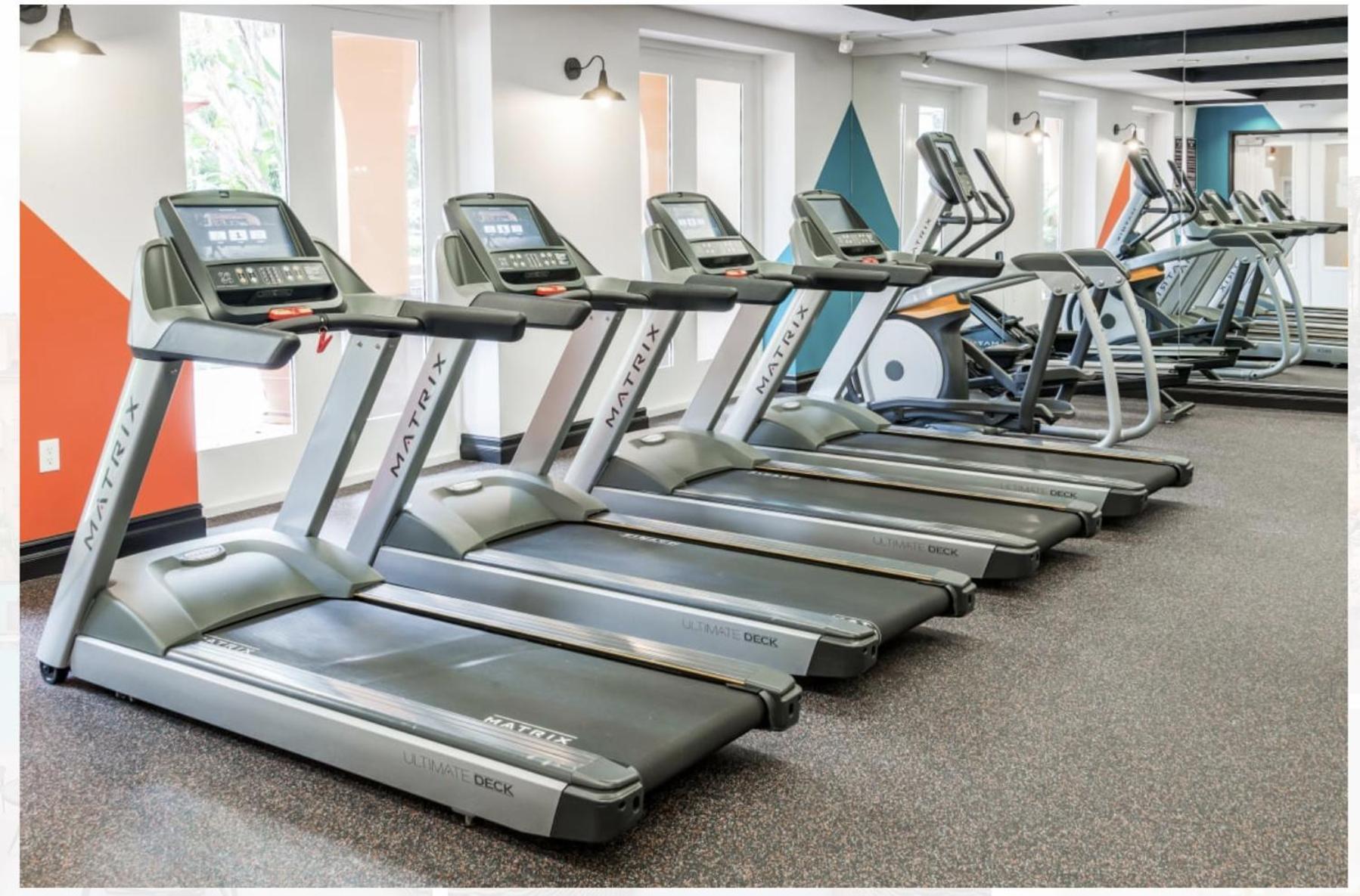 Cozy Marina 2bed2bath Units Pool Gym Jacuzzi Free Parking