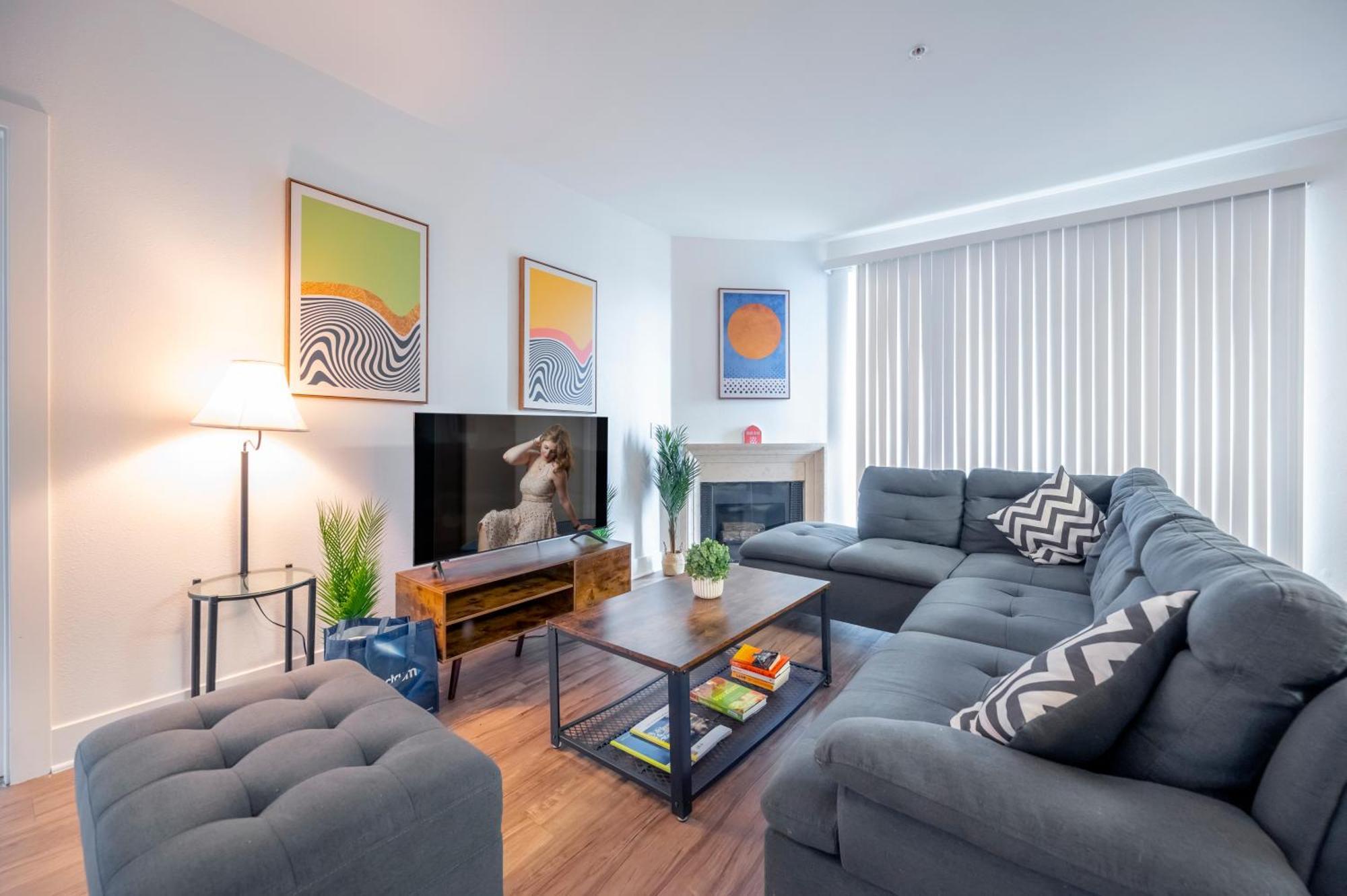 Cozy Marina 2bed2bath Units Pool Gym Jacuzzi Free Parking * Los Angeles