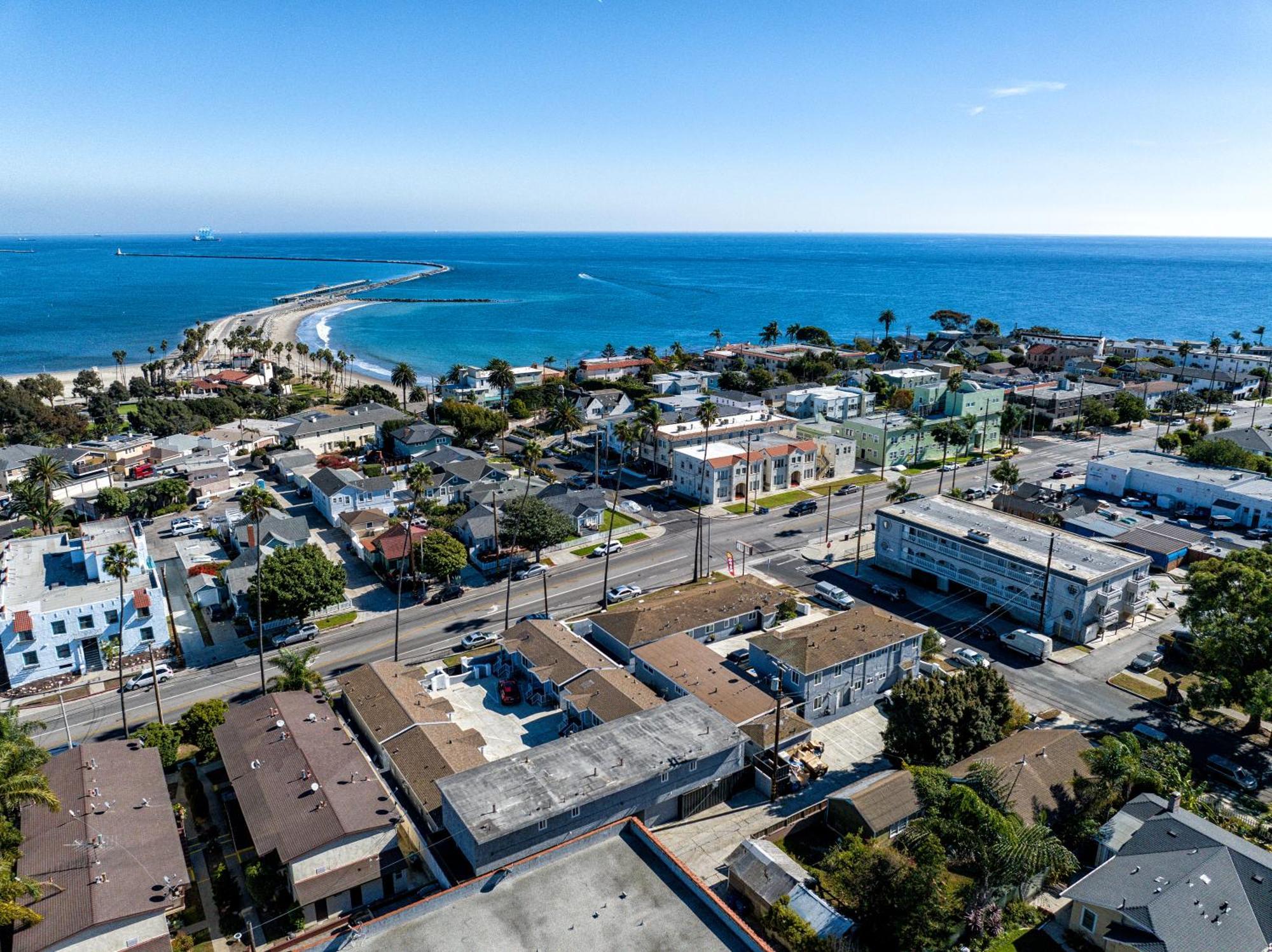 Pacific And Inn