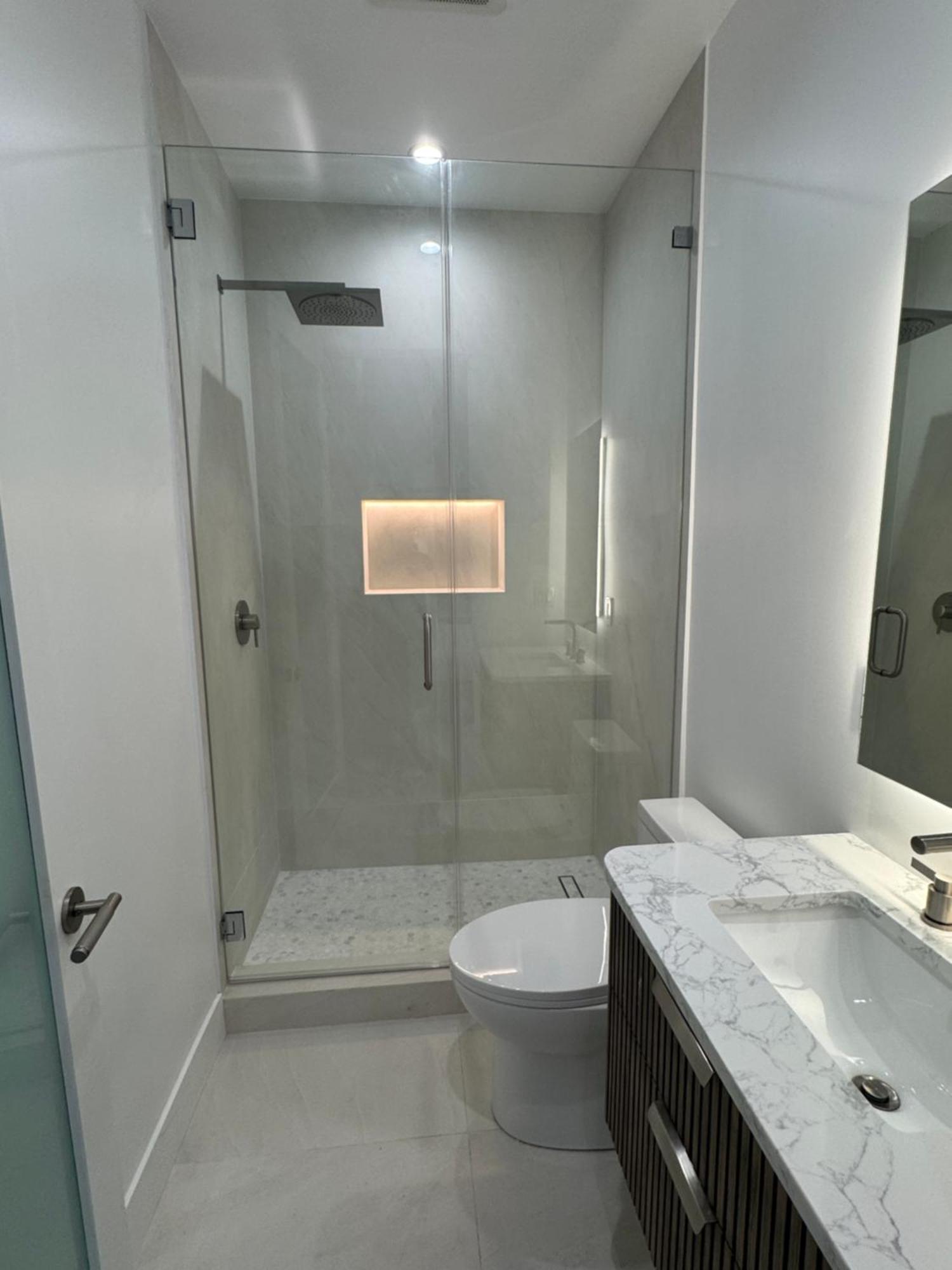 Gorgeous Private And Gated In Silver With Pool & Views *