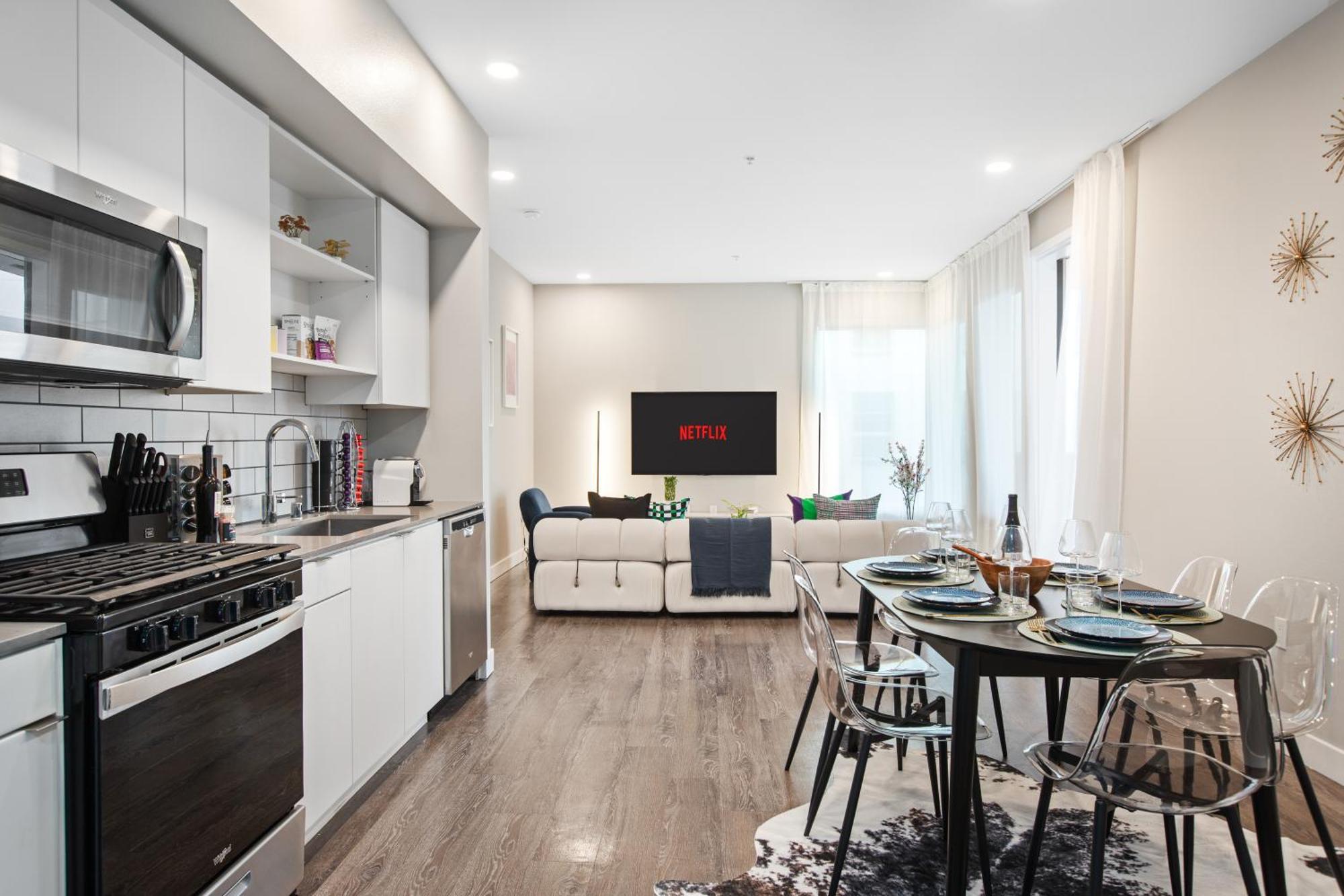 Cozy And Spacious Apartment's In The Heart Of La Apartamento