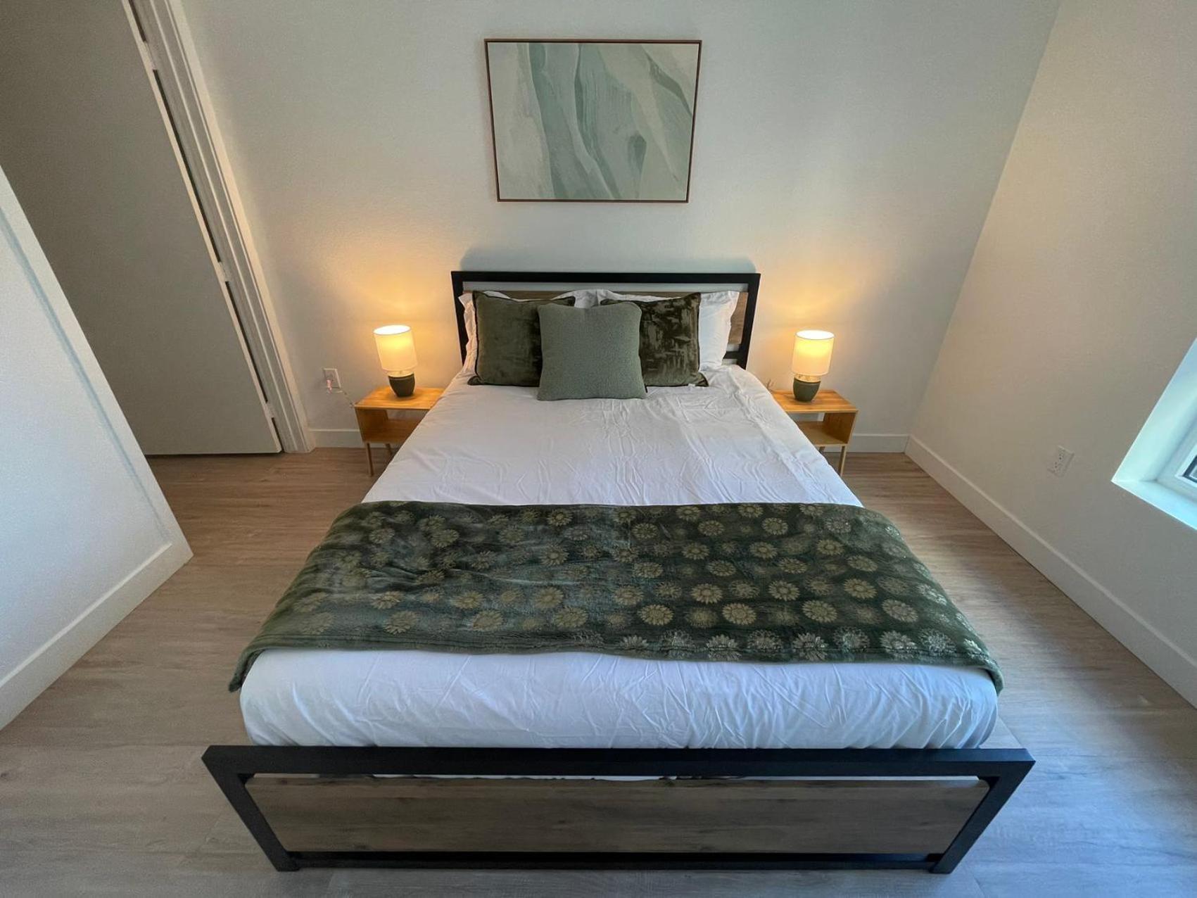 Chic Urban Retreat In Heart Of La, Steps From Attractions! 4* Los Angeles