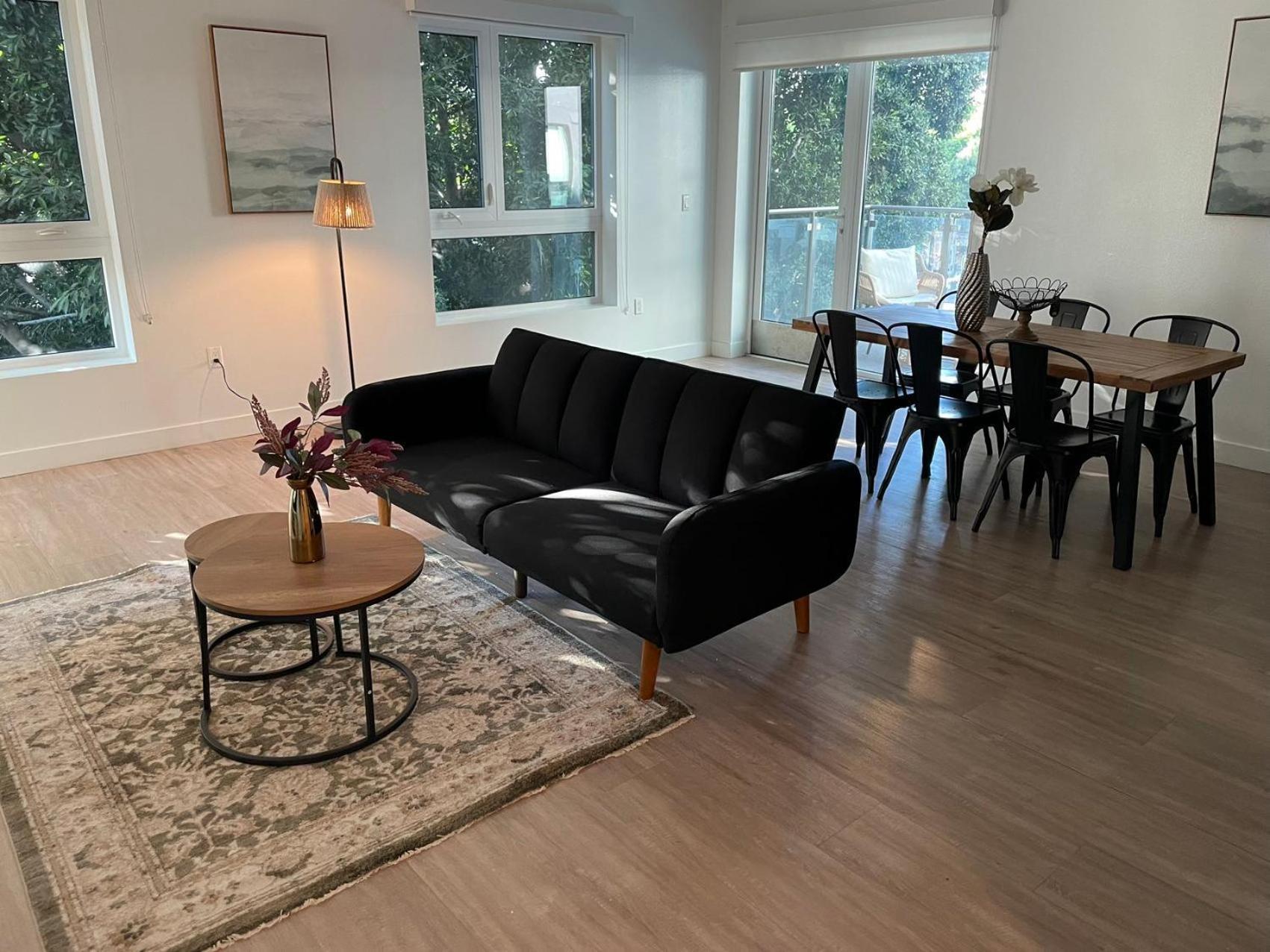 Chic Urban Retreat In Heart Of La, Steps From Attractions! 4*
