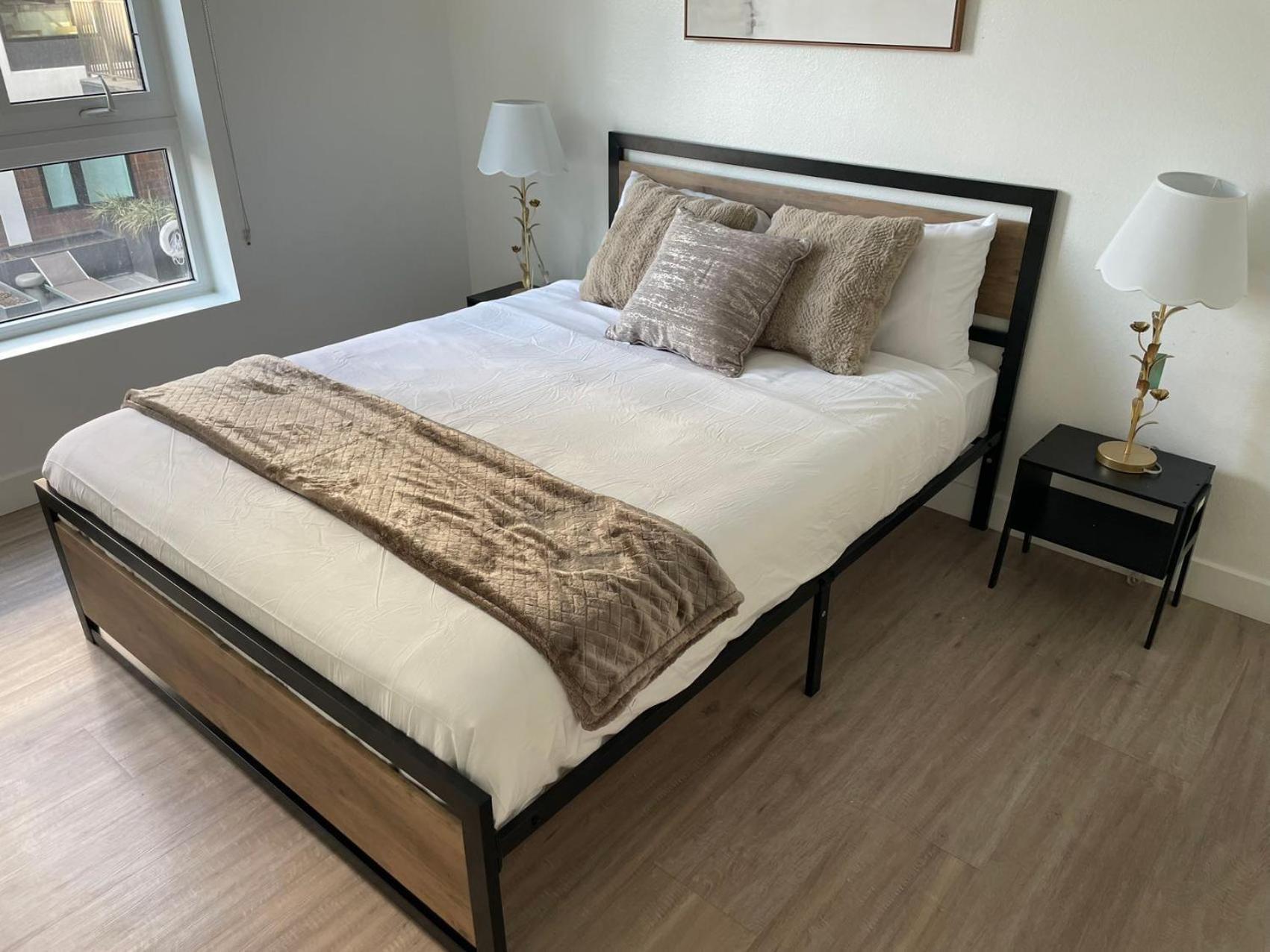 Chic Urban Retreat In Heart Of La, Steps From Attractions! 4*