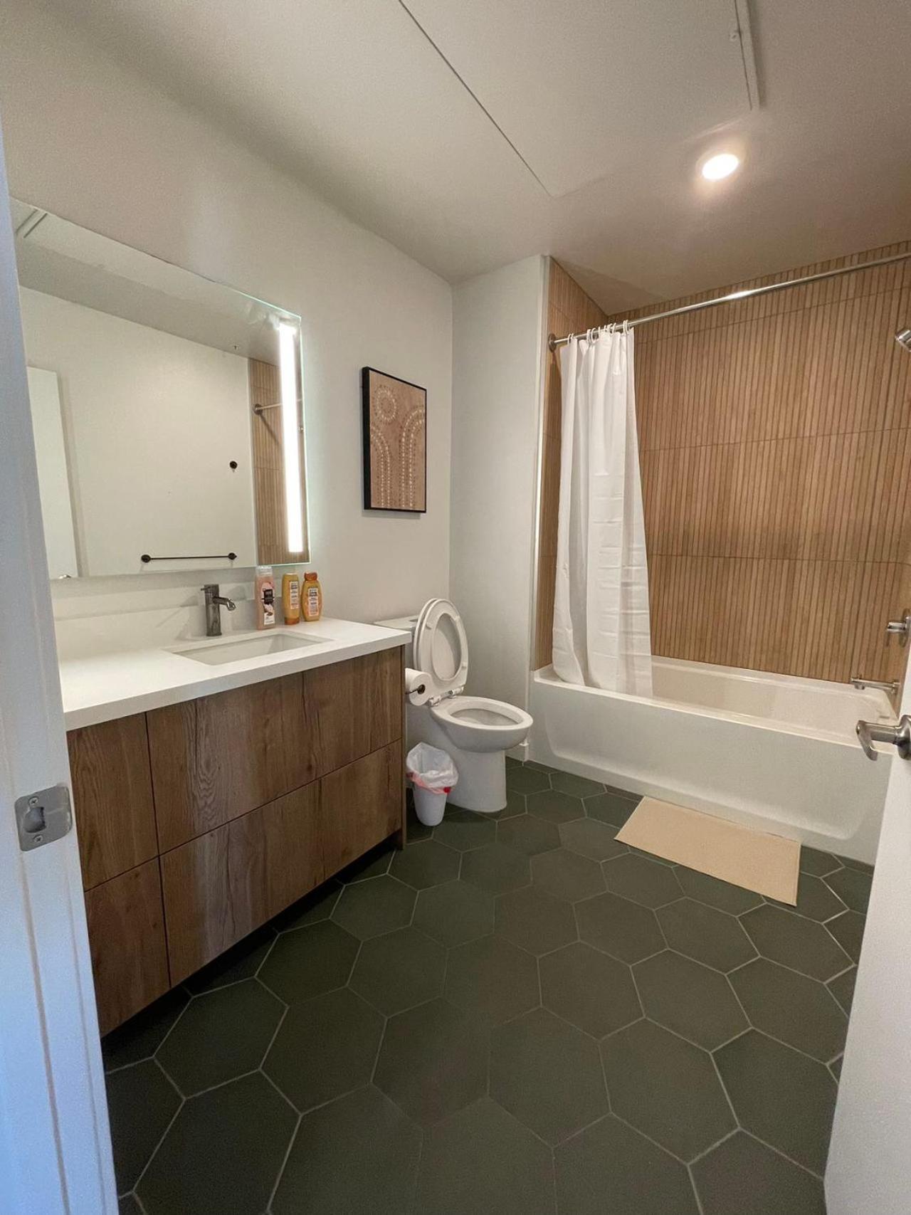 Hotel Elegant Retreat In The Heart Of La, Discover Your Lavish Hideaway Los Angeles