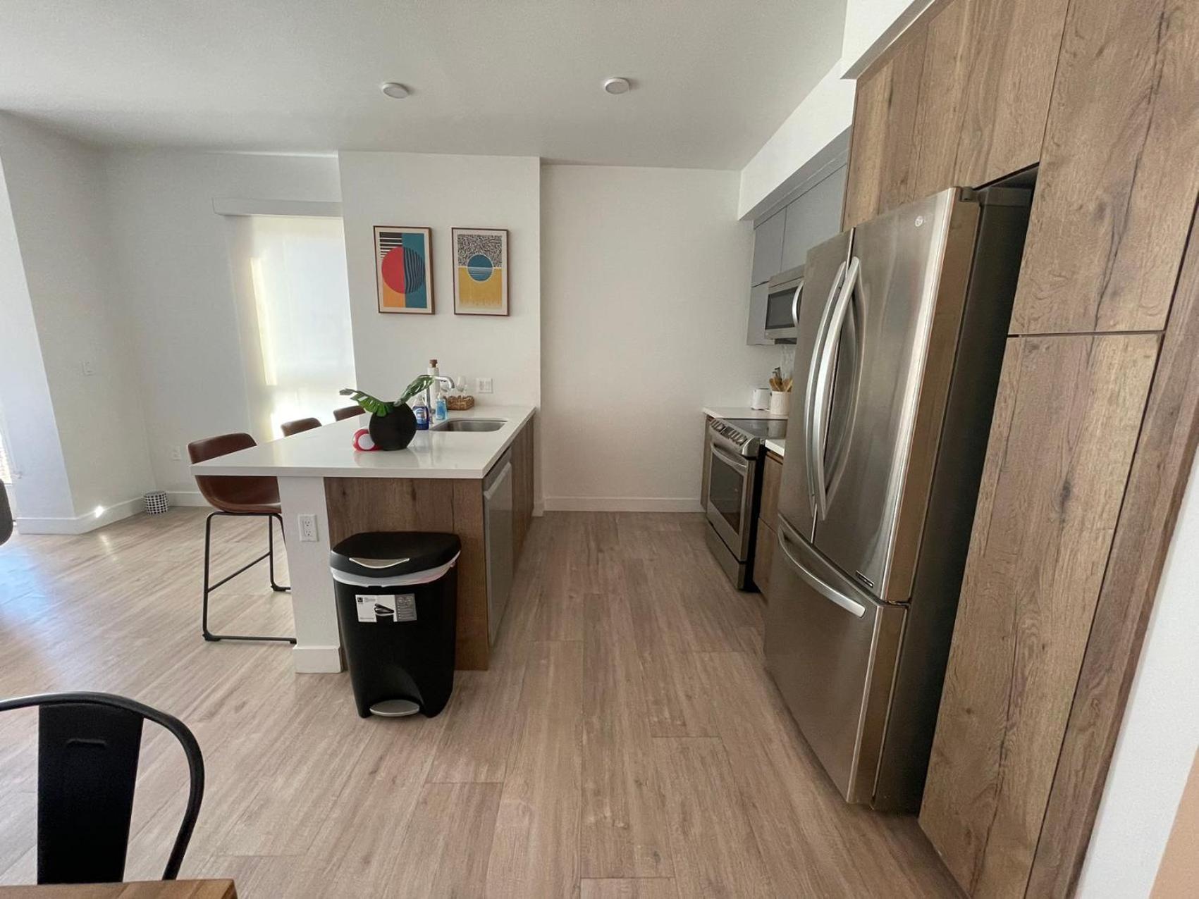 Elegant Retreat In The Heart Of La, Discover Your Lavish Hideaway