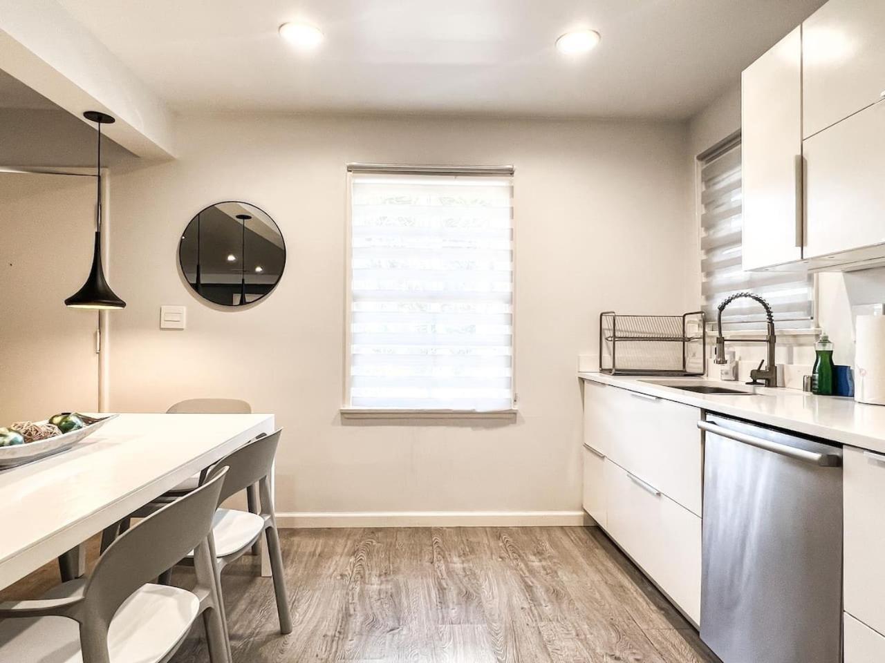 Holiday home Relax And Play, 2br Close To Sofi, Lax - Sh1-lad Los Angeles