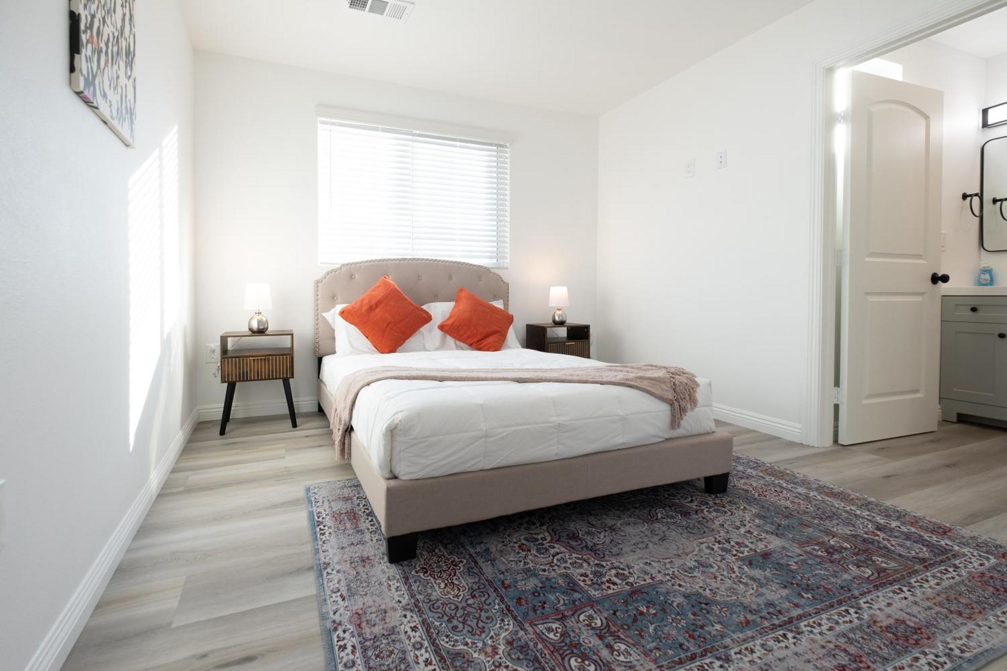 Cozy La Near Usc And Downtown Attractions- Private With Shared Access Hotel