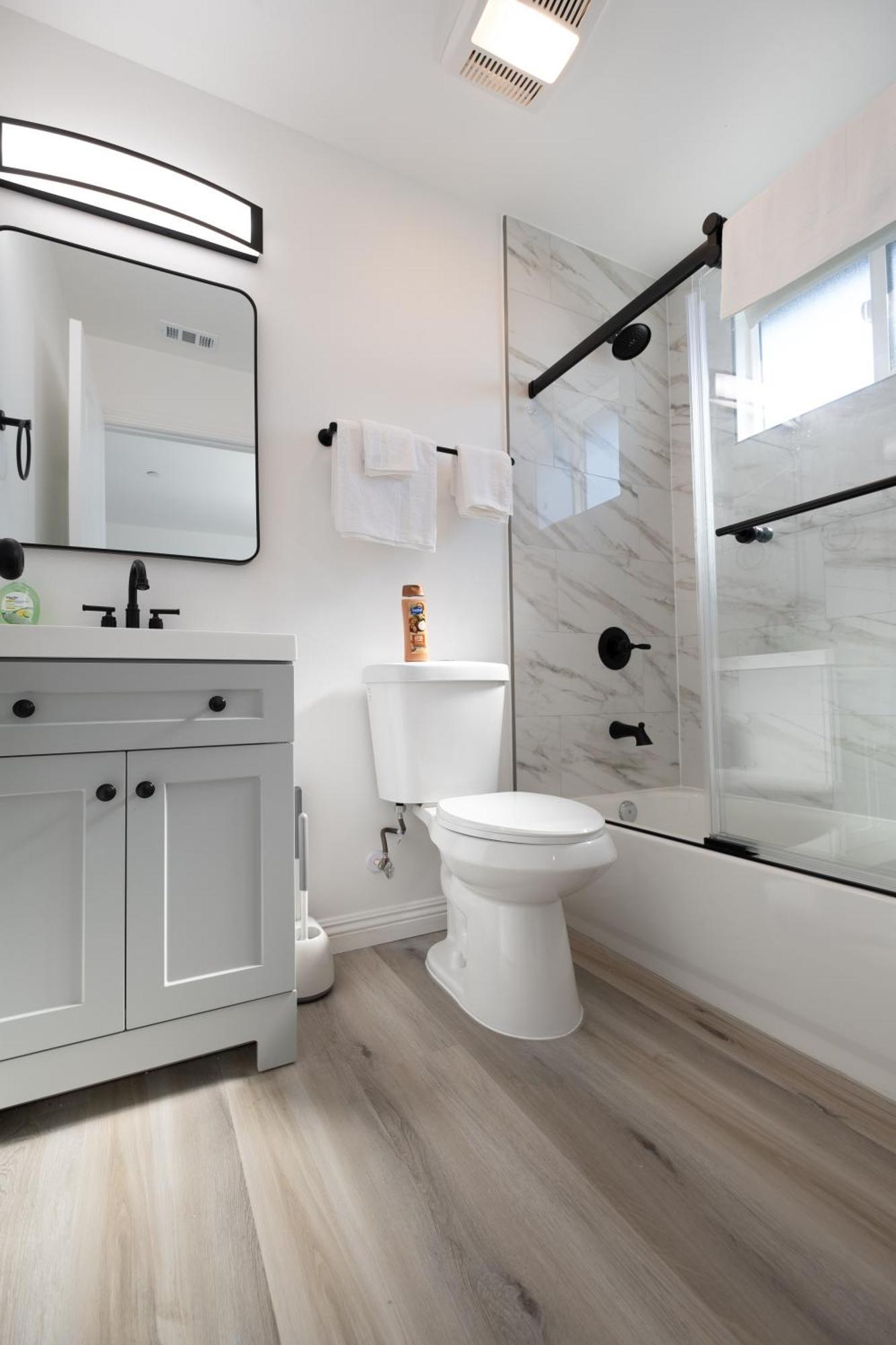 Charming La Retreat Near Usc & Downtown Highlights- 1 Bedroom With Shared Access Hotel 4*