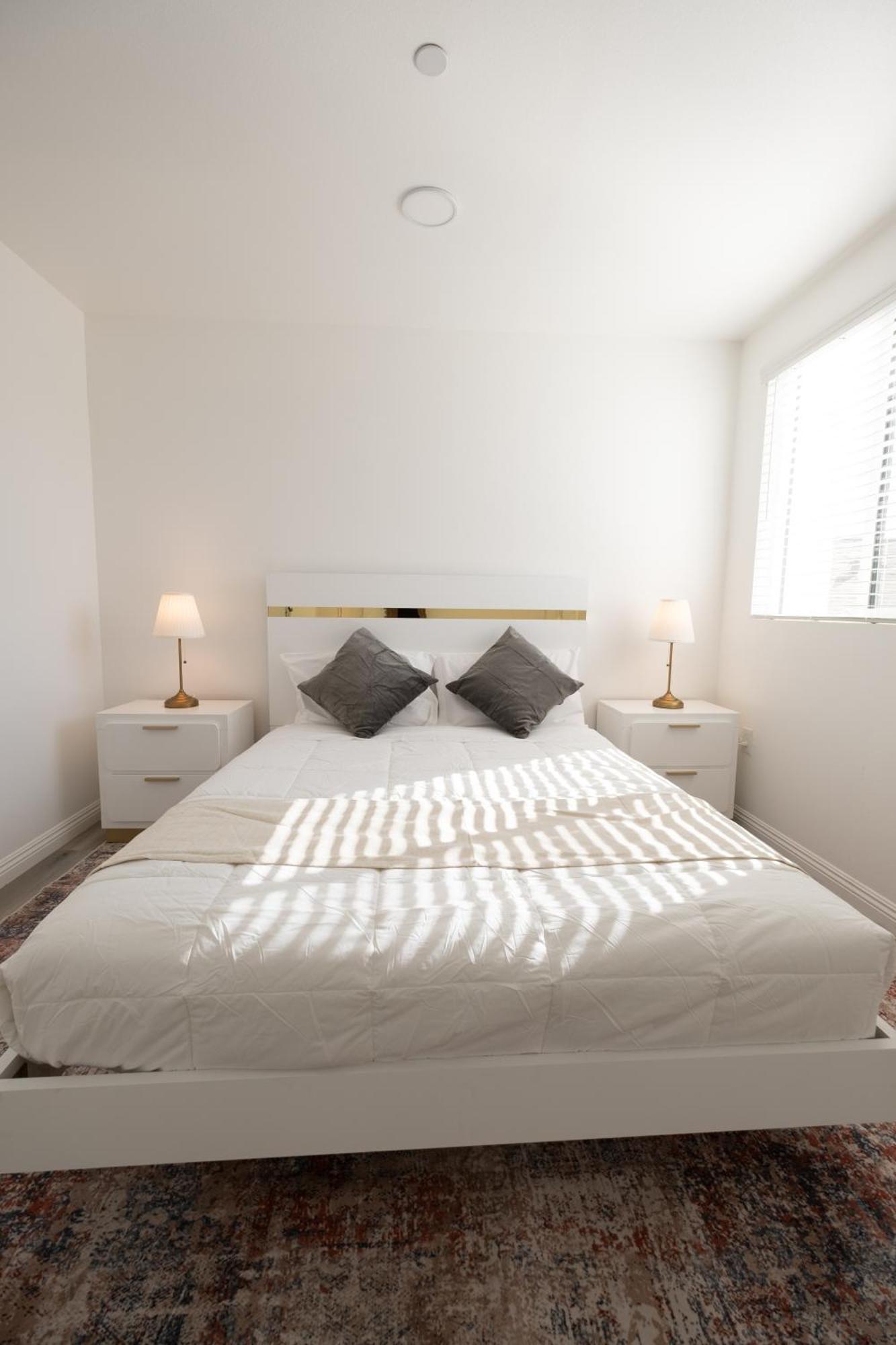 Hotel Charming La Retreat Near Usc & Downtown Highlights- 1 Bedroom With Shared Access Los Angeles