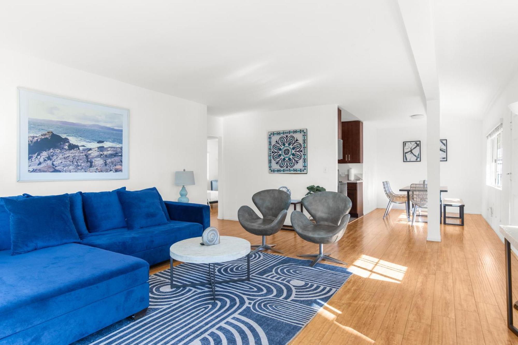 Apartment Modern Furnished 2 Bedroom In West La Los Angeles