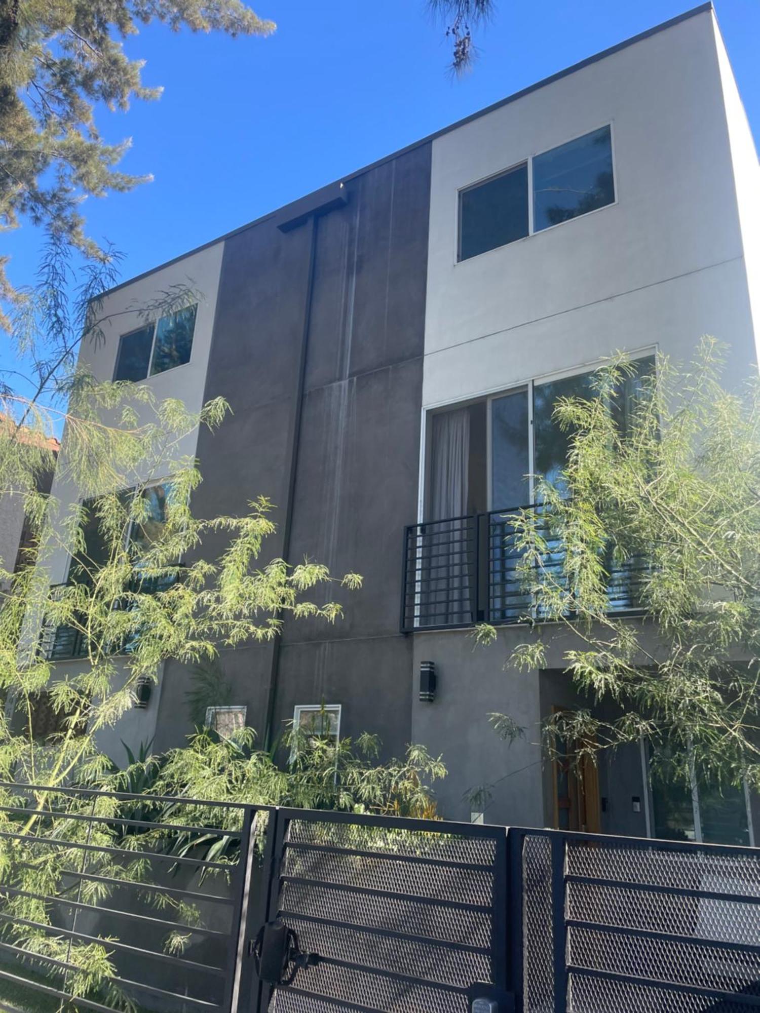 New Luxe 3b 3bath Townhouse
