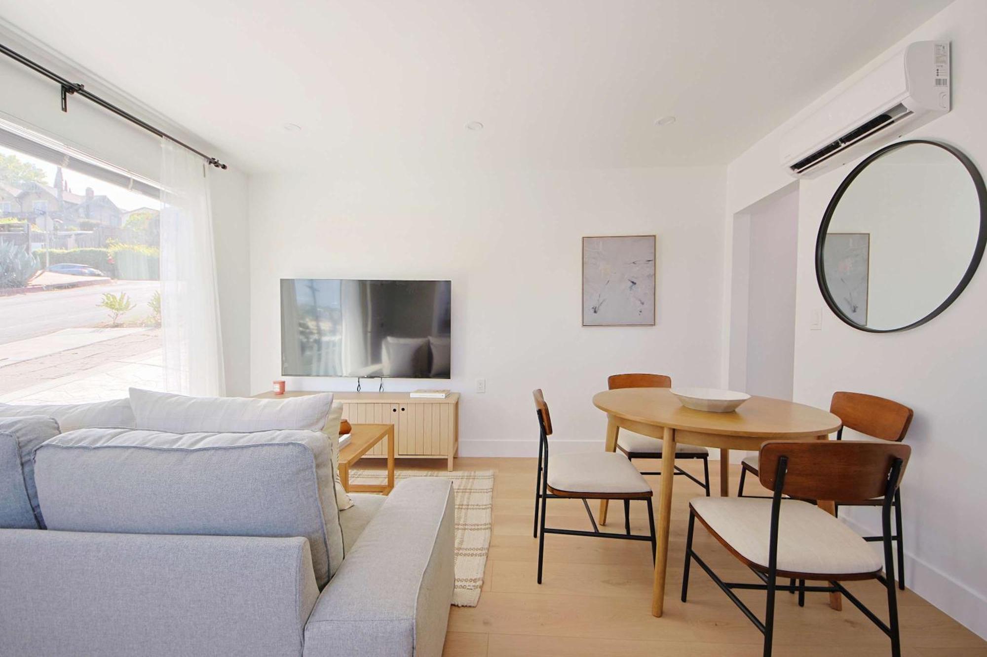 Stylish 2br Retreat Steps From Sunset Blvd Apartment Los Angeles
