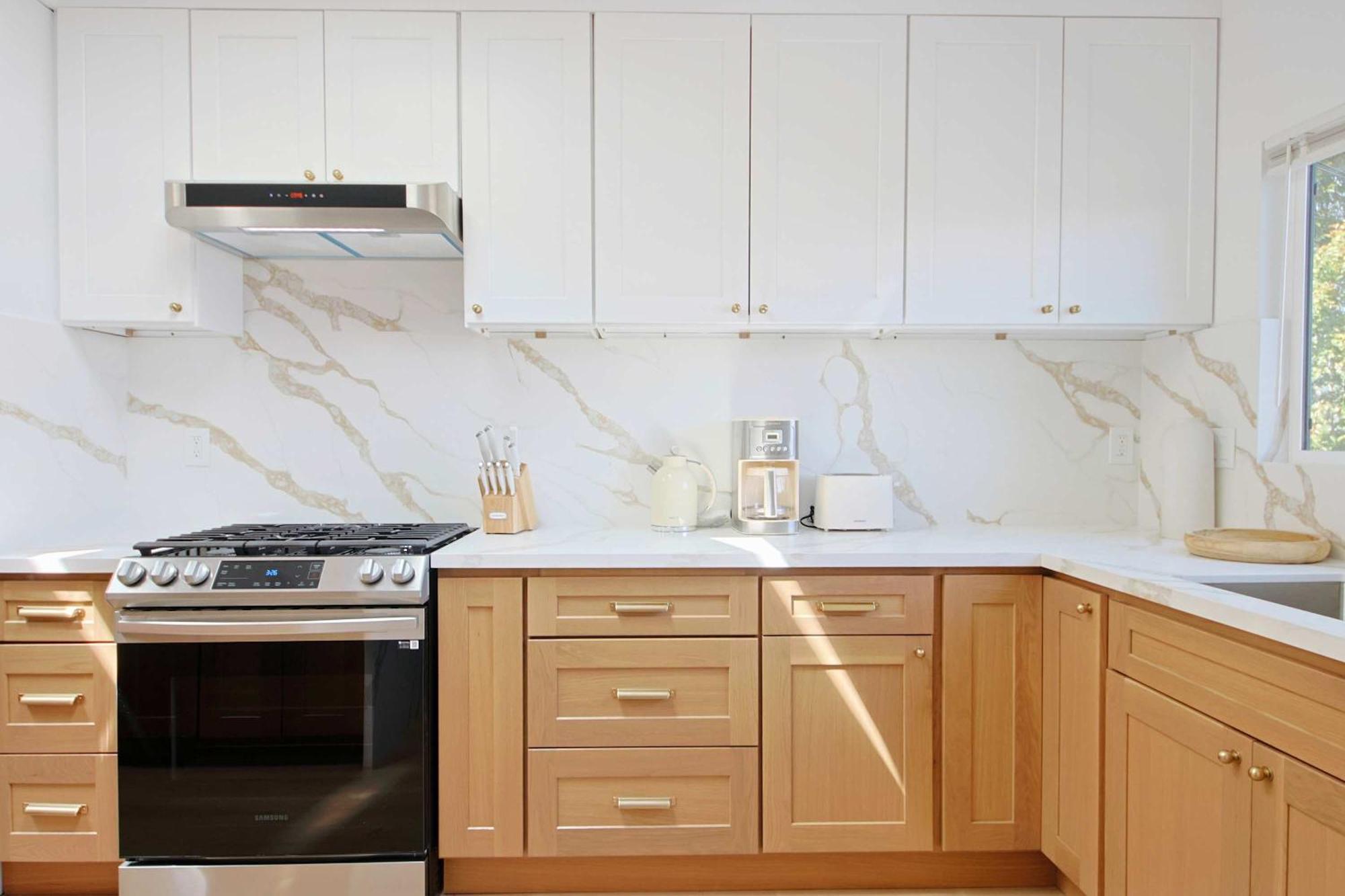 Chic 2b2b W Views Near Sunset Blvd Apartment *