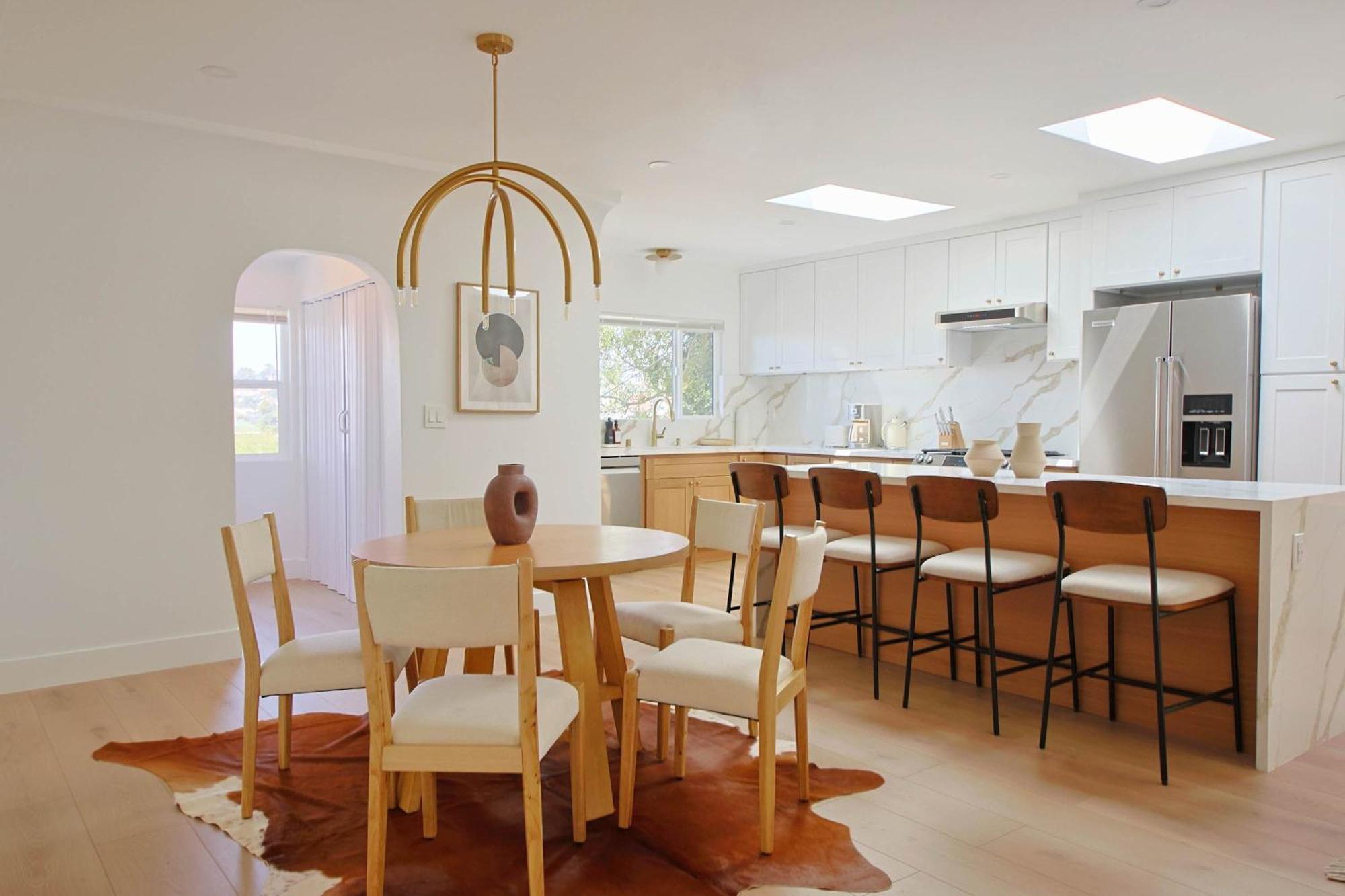 Chic 2b2b W Views Near Sunset Blvd *
