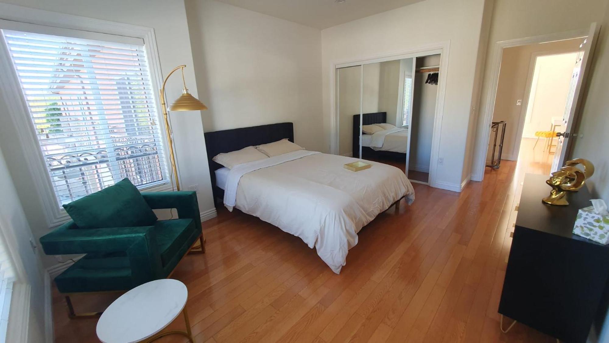 3 Bedroom Hollywood Gem * Los Angeles