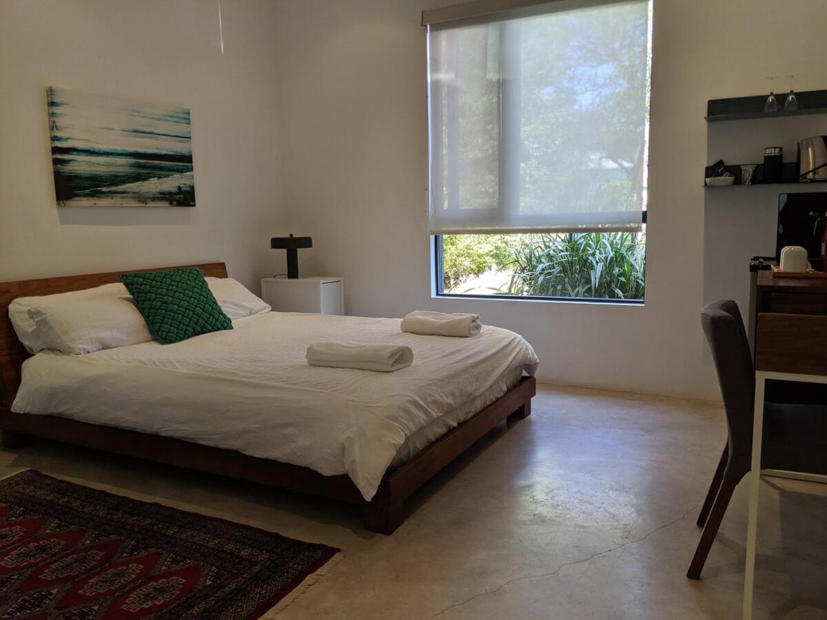 Apartment Luxury With Private Entrance *