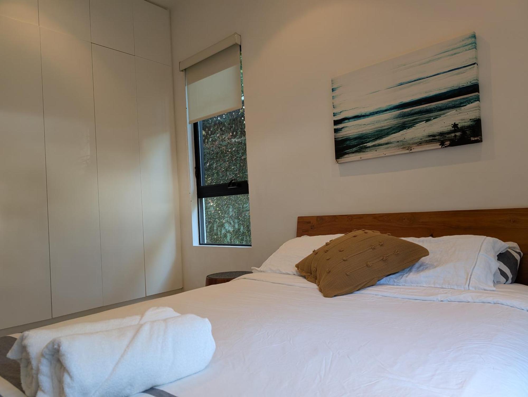 Luxury With Private Entrance Apartment