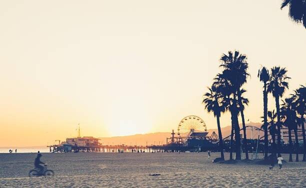 Trendy 2br Steps To Promenade & Sm Pier! Los Angeles