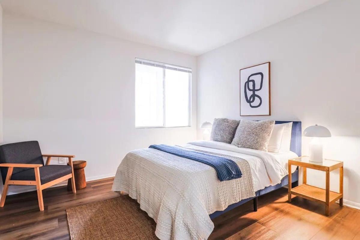 Apartment For Everyone! Huge 4br Townhouse In Venice Los Angeles