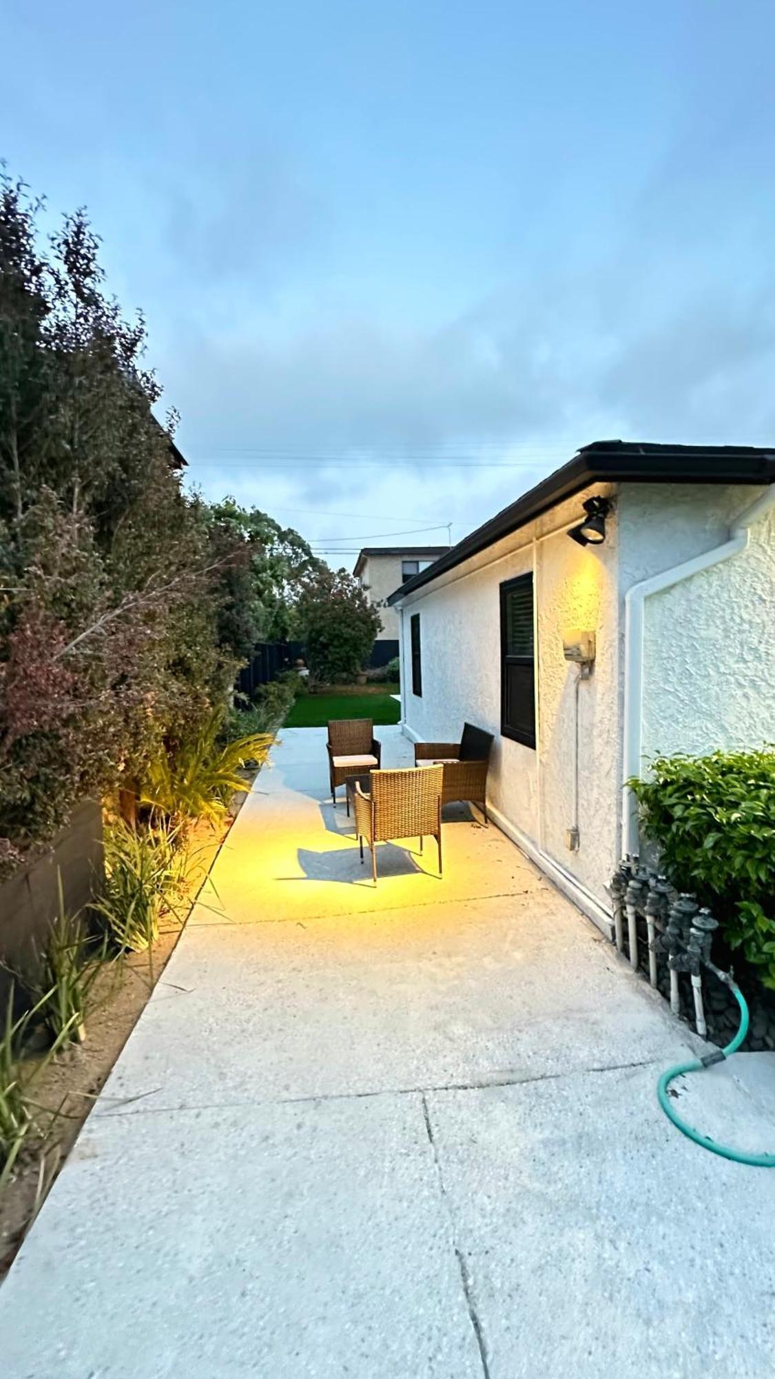 Bed & Breakfast Modern 2br Stylish & Cozy Unit Los Angeles