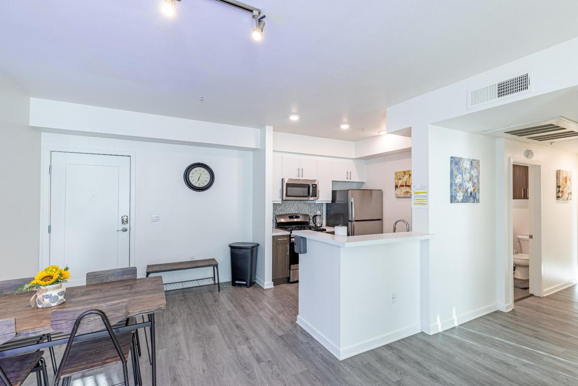 Hollywood Furnished * Los Angeles