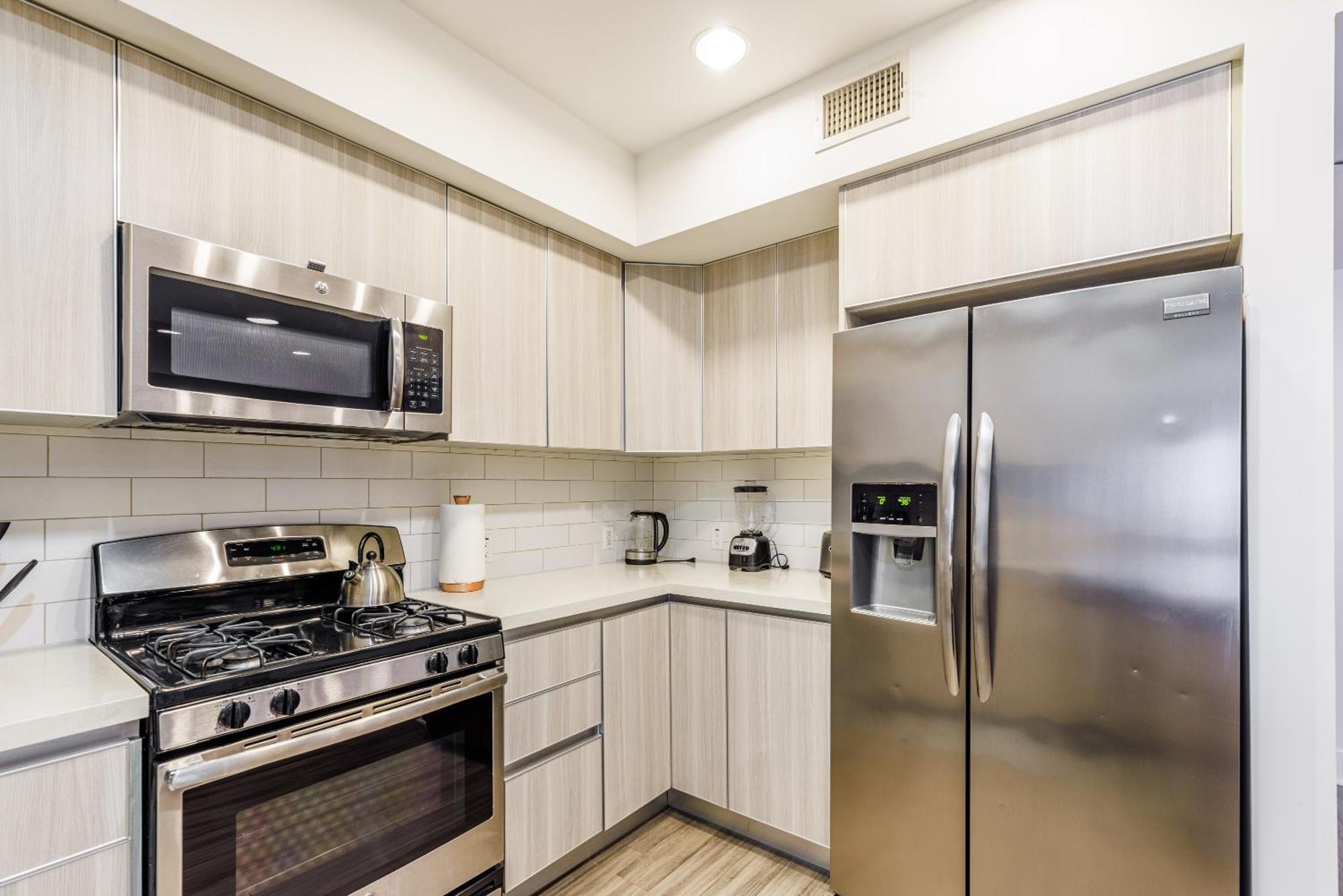 Aparthotel Hollywood Furnished