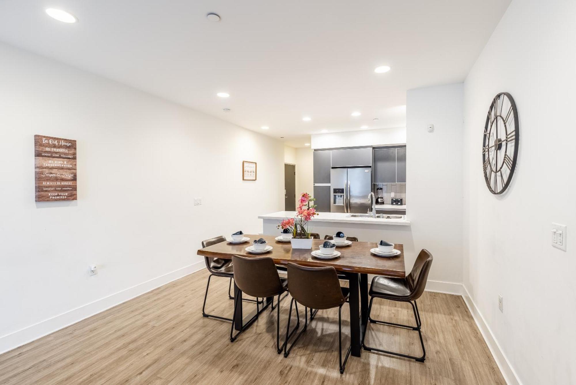 Aparthotel Hollywood Furnished