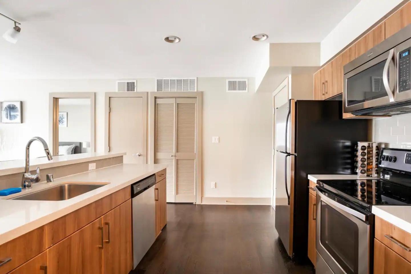 Harbor Views ,luxury Condo, Venice&marina *