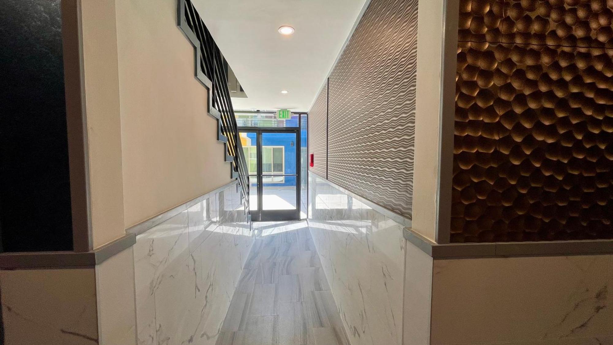 Quintessence Aparthotel *