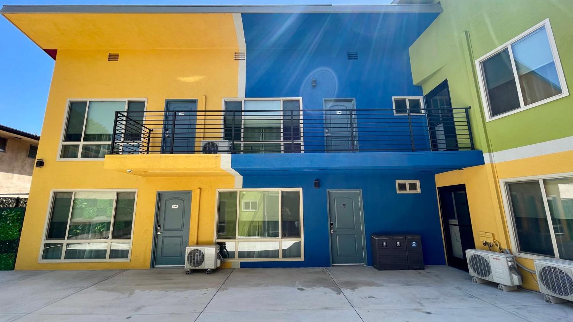 Quintessence Los Angeles