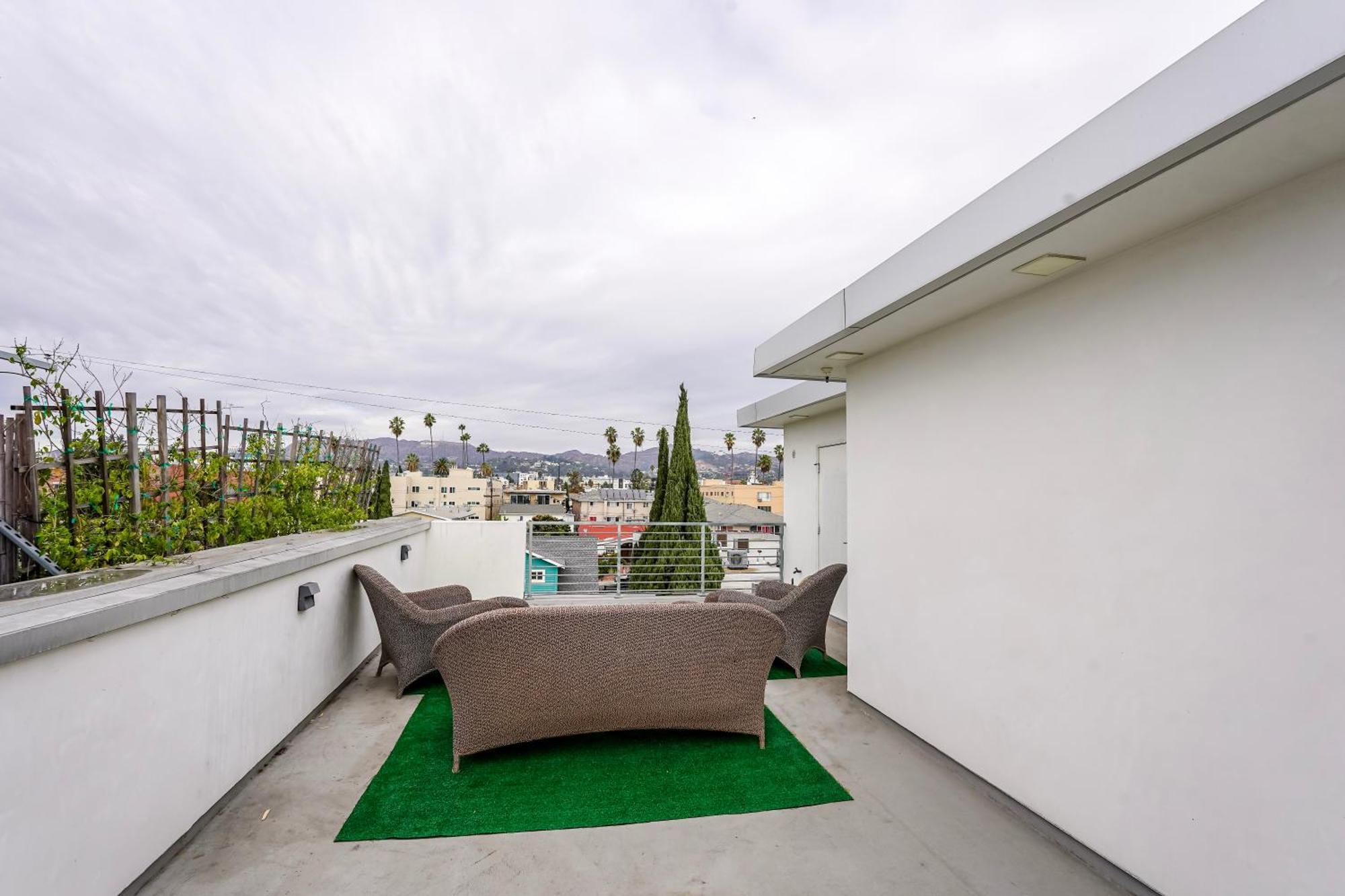 Hollywood Townhomes With Dtla View, Hollywood Sign Pvt Rooftop Apartment