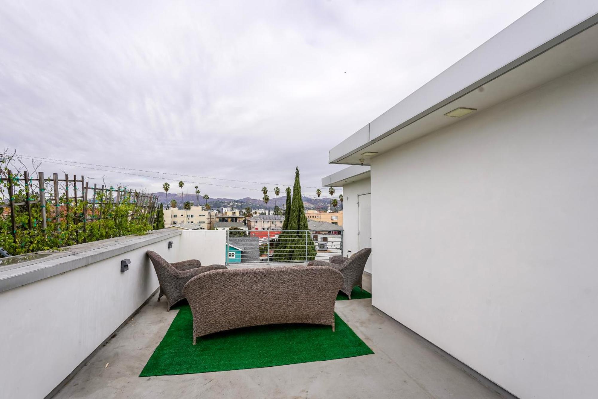 Apartment Hollywood Townhomes With Dtla View, Hollywood Sign Pvt Rooftop