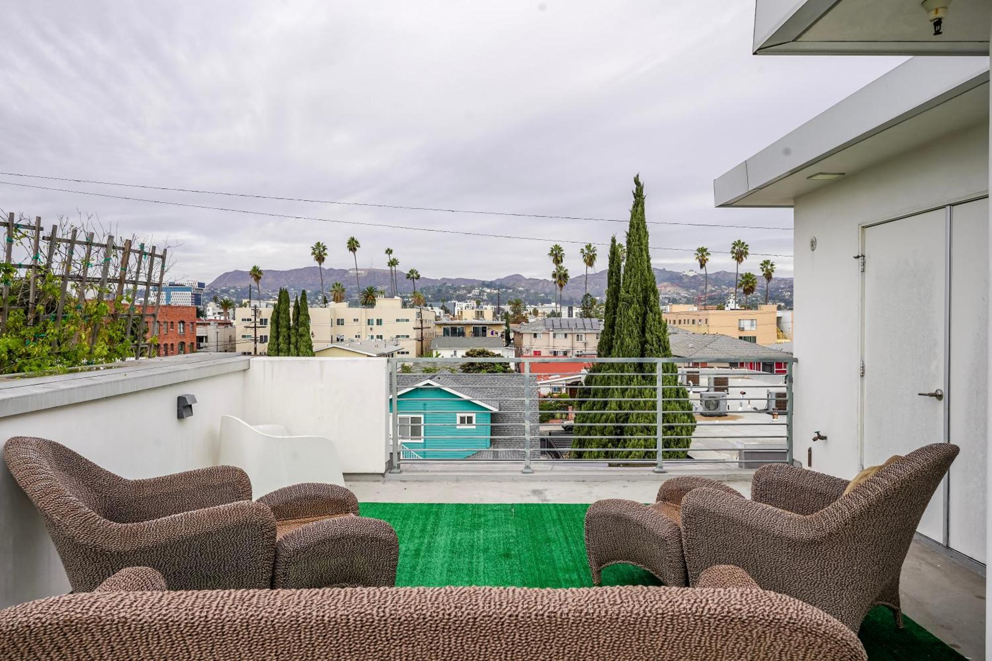 Hollywood Townhomes With Dtla View, Hollywood Sign Pvt Rooftop Apartment Los Angeles
