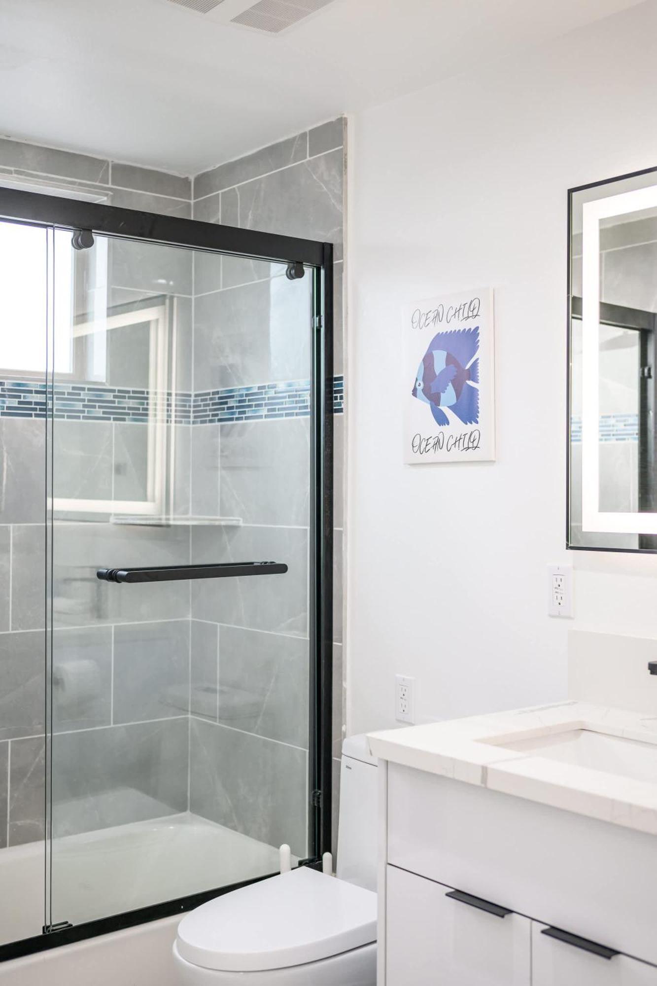 Apartment Modern Spacious With Parking & Fully Equipped Kitchen #3 Los Angeles
