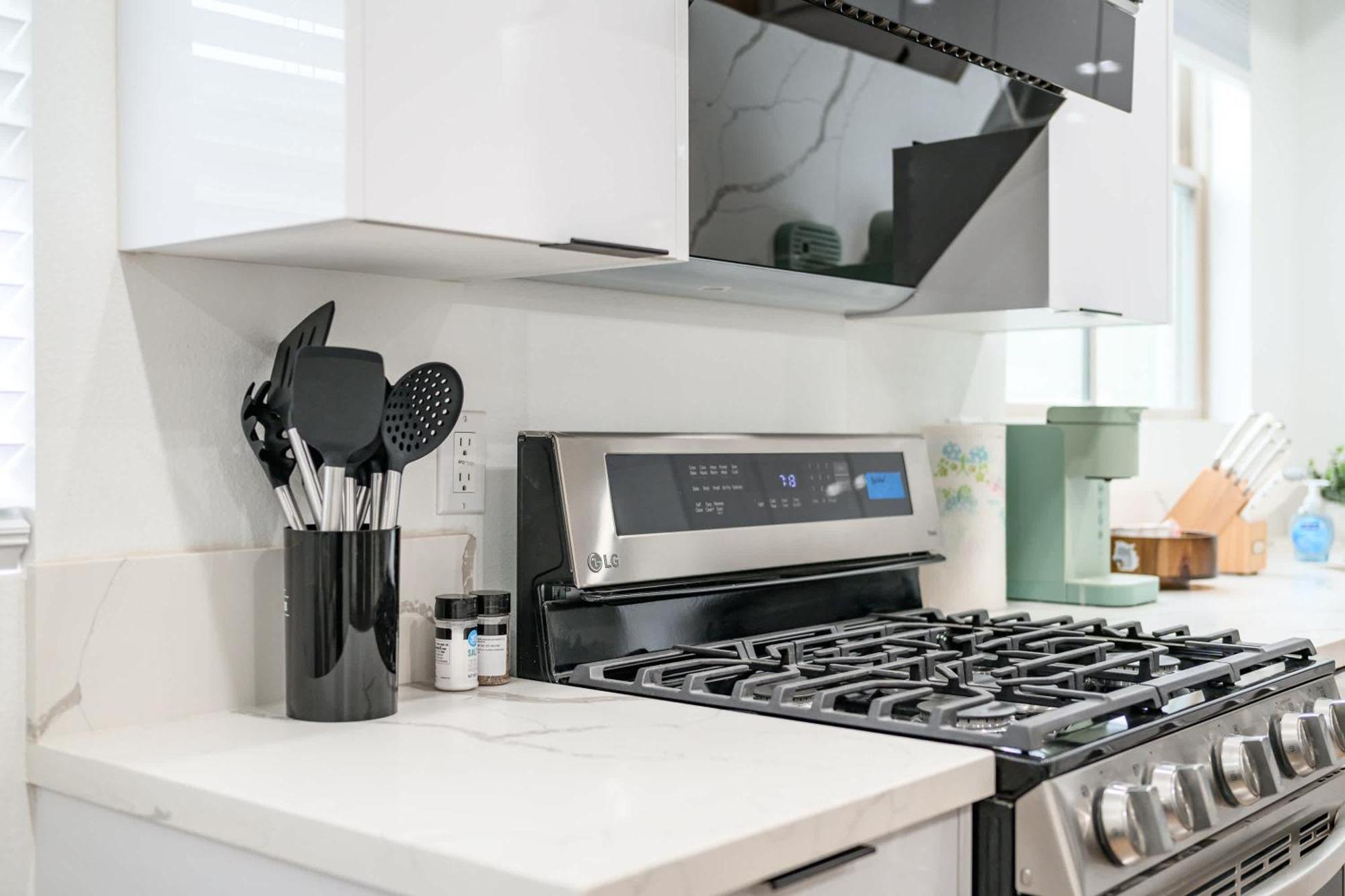 Modern Spacious With Parking & Fully Equipped Kitchen #3 Apartment Los Angeles