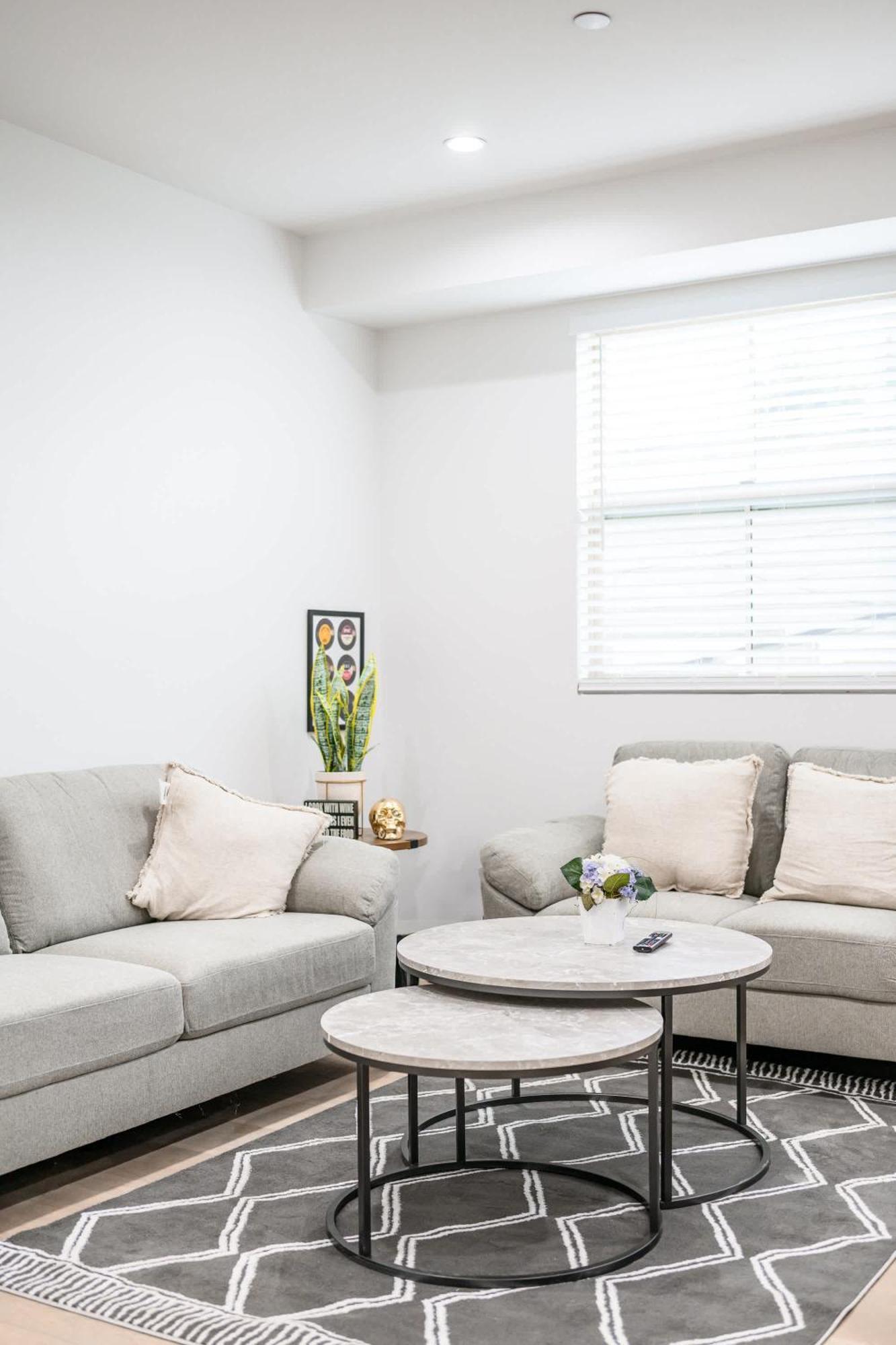 Modern Spacious With Parking & Fully Equipped Kitchen #3 Los Angeles