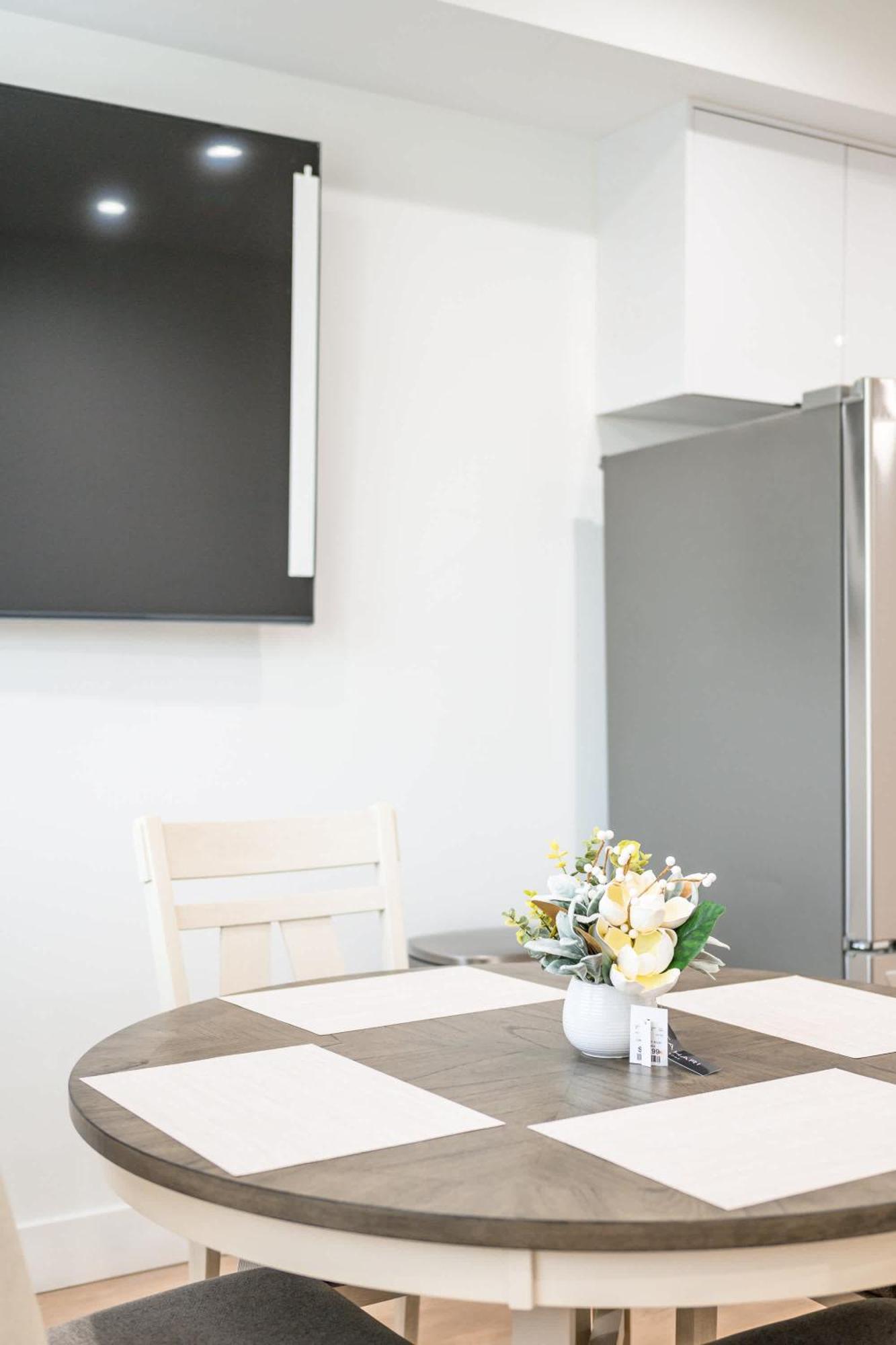 Modern 5br With Full Amenities & Parking #2 Apartment Los Angeles