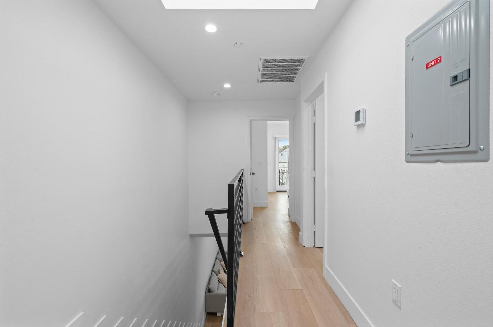 Modern 5br With Full Amenities & Parking #2 Apartment Los Angeles