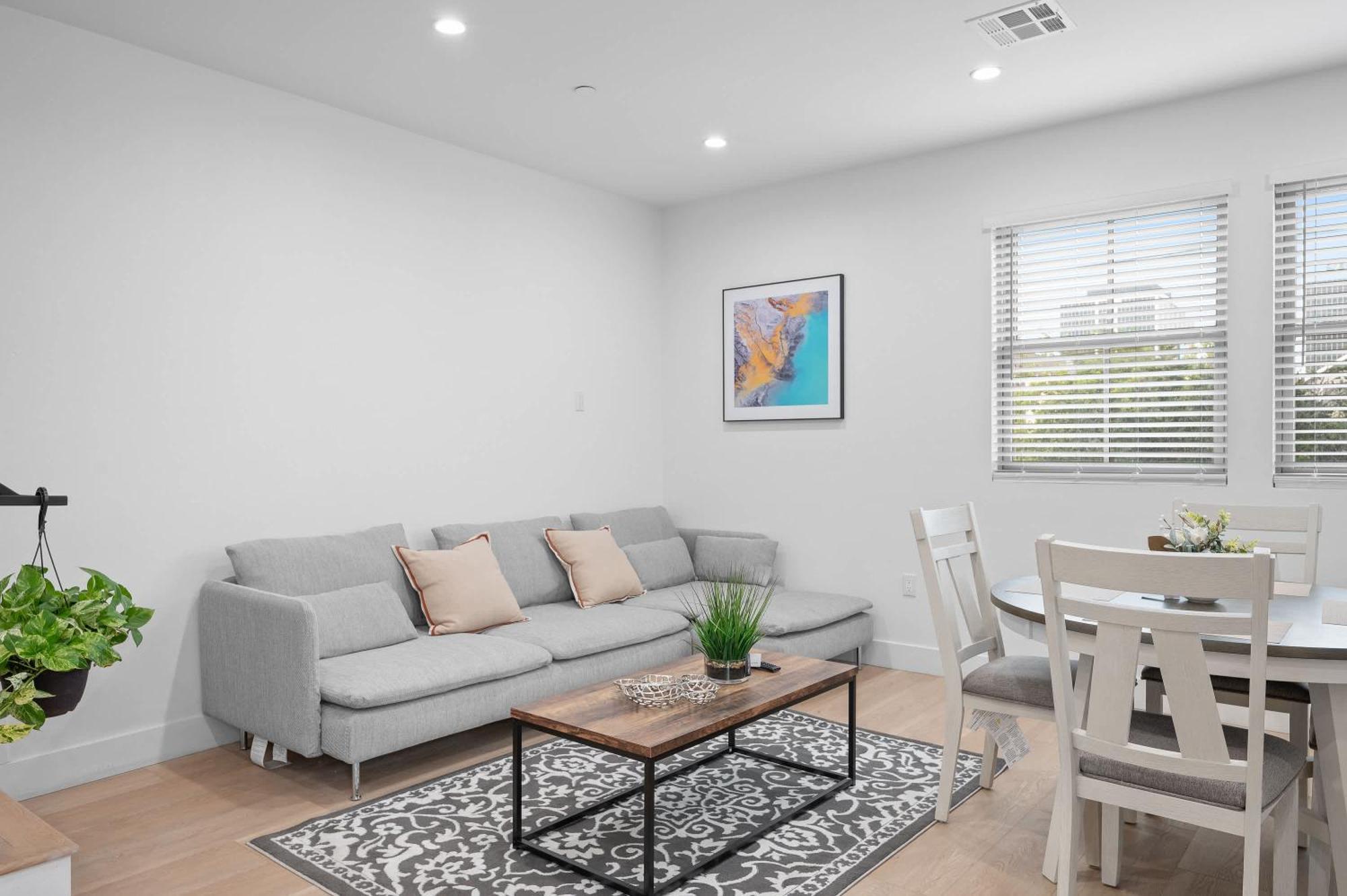 Modern 5br With Full Amenities & Parking #2 Los Angeles