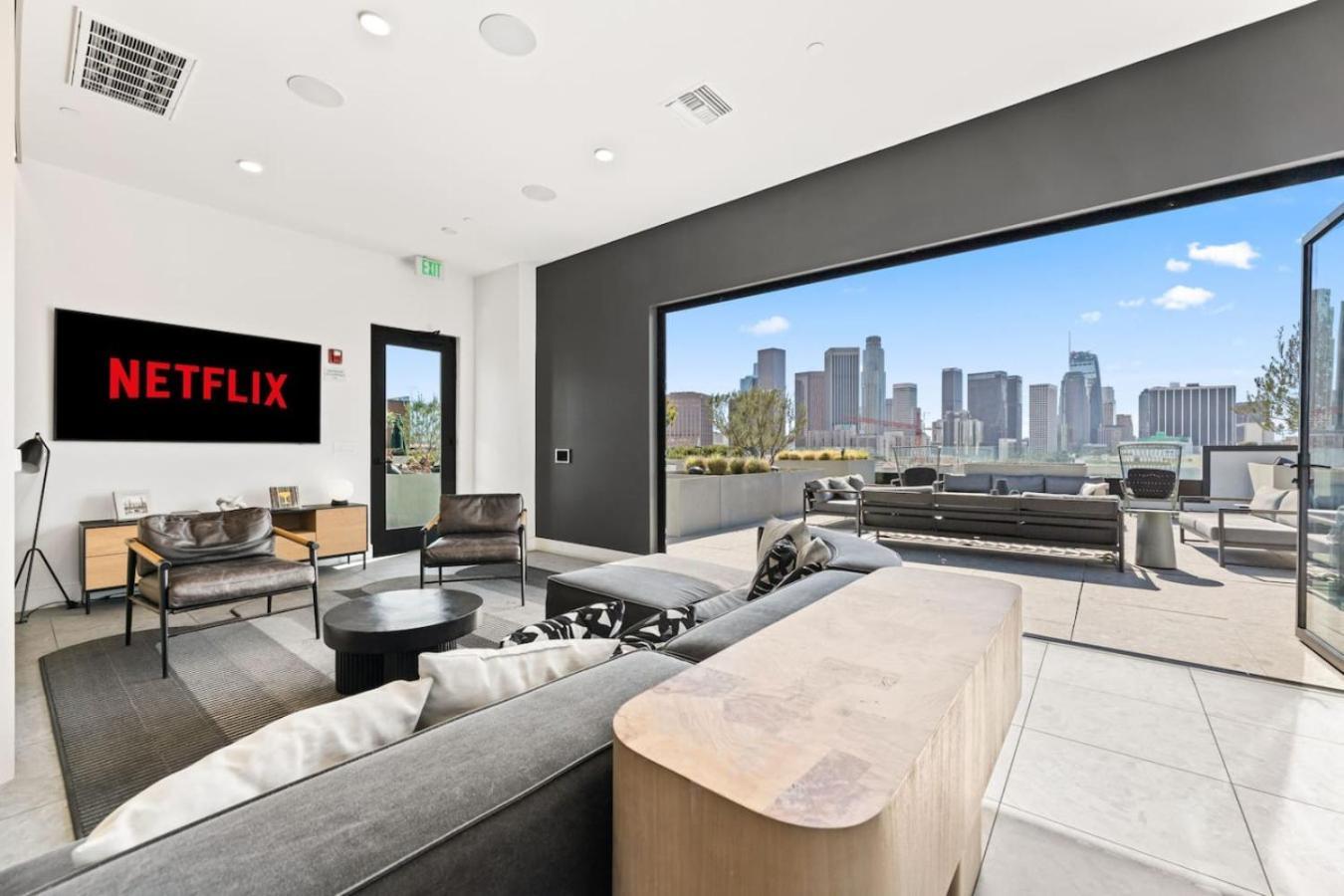 Private Skyloft, Dtla Views, 1 Mile To Dodger Stadium Los Angeles