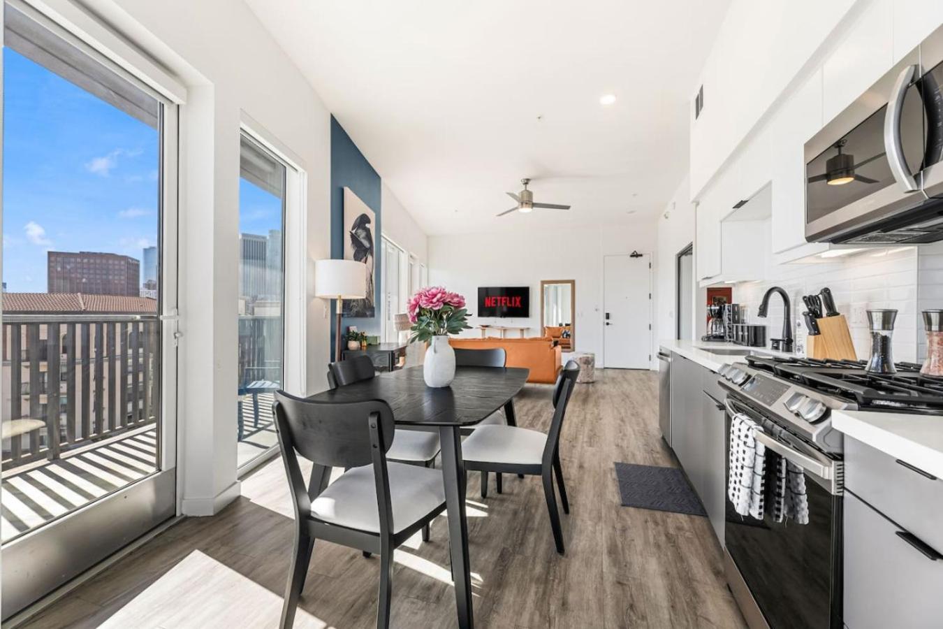 Apartment Skyline Haven Near Dodger Stadium *