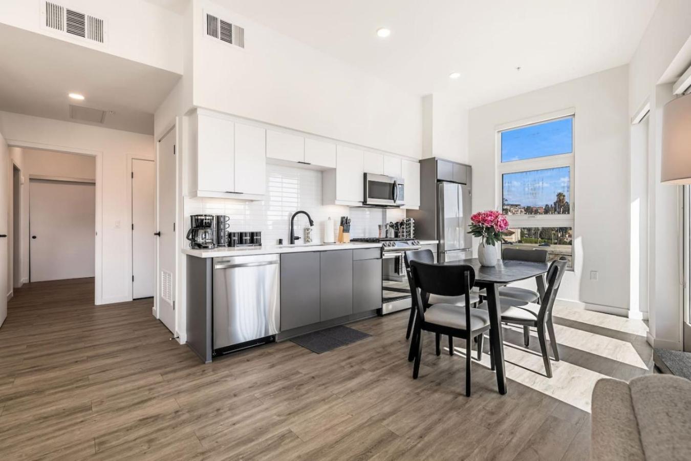 Apartment Skyline Haven Near Dodger Stadium Los Angeles