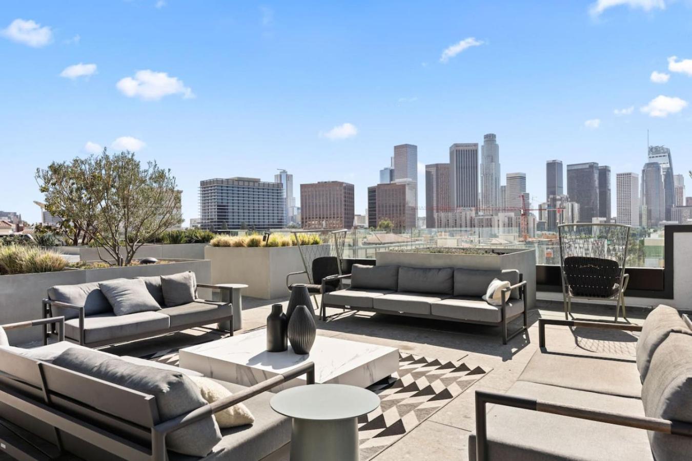 Skyline Haven Near Dodger Stadium Apartment
