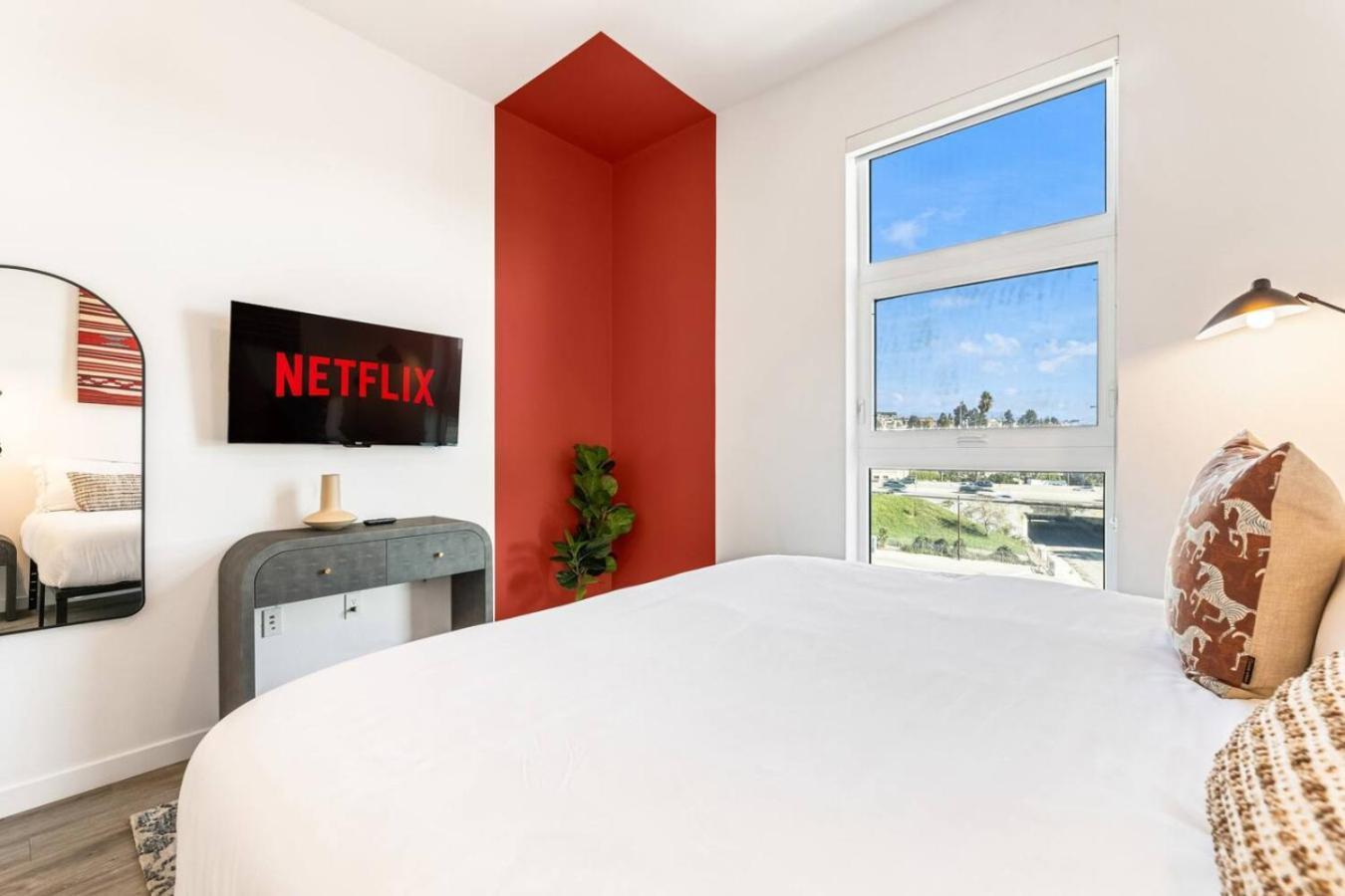Skyline Haven Near Dodger Stadium Apartment Los Angeles